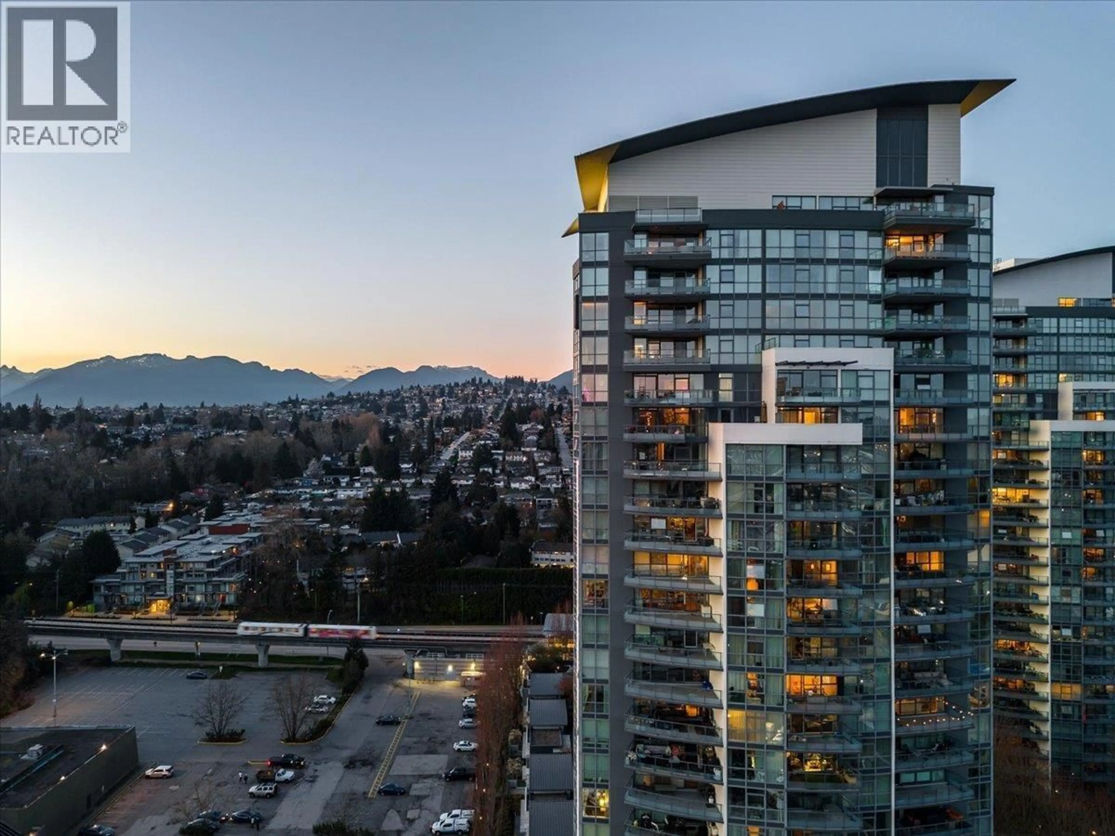 A pic from outside/outdoor area/front of a property/back of a property/a pic from drone, city buildings view from balcony for 1204 - 5611 GORING STREET, Burnaby British Columbia V5B0A3