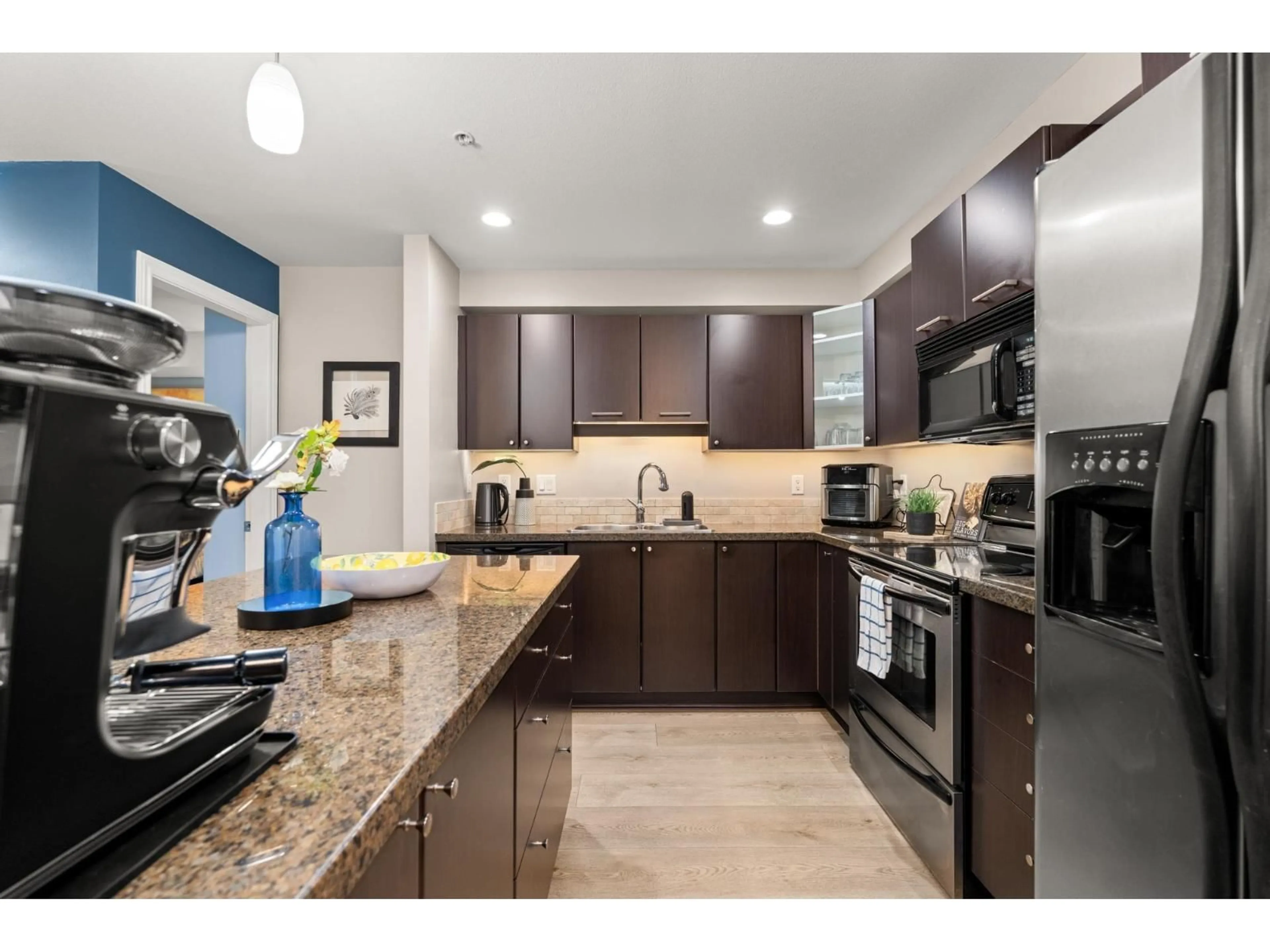 Unknown for 204 - 5454 198 STREET, Langley British Columbia V3A1G2