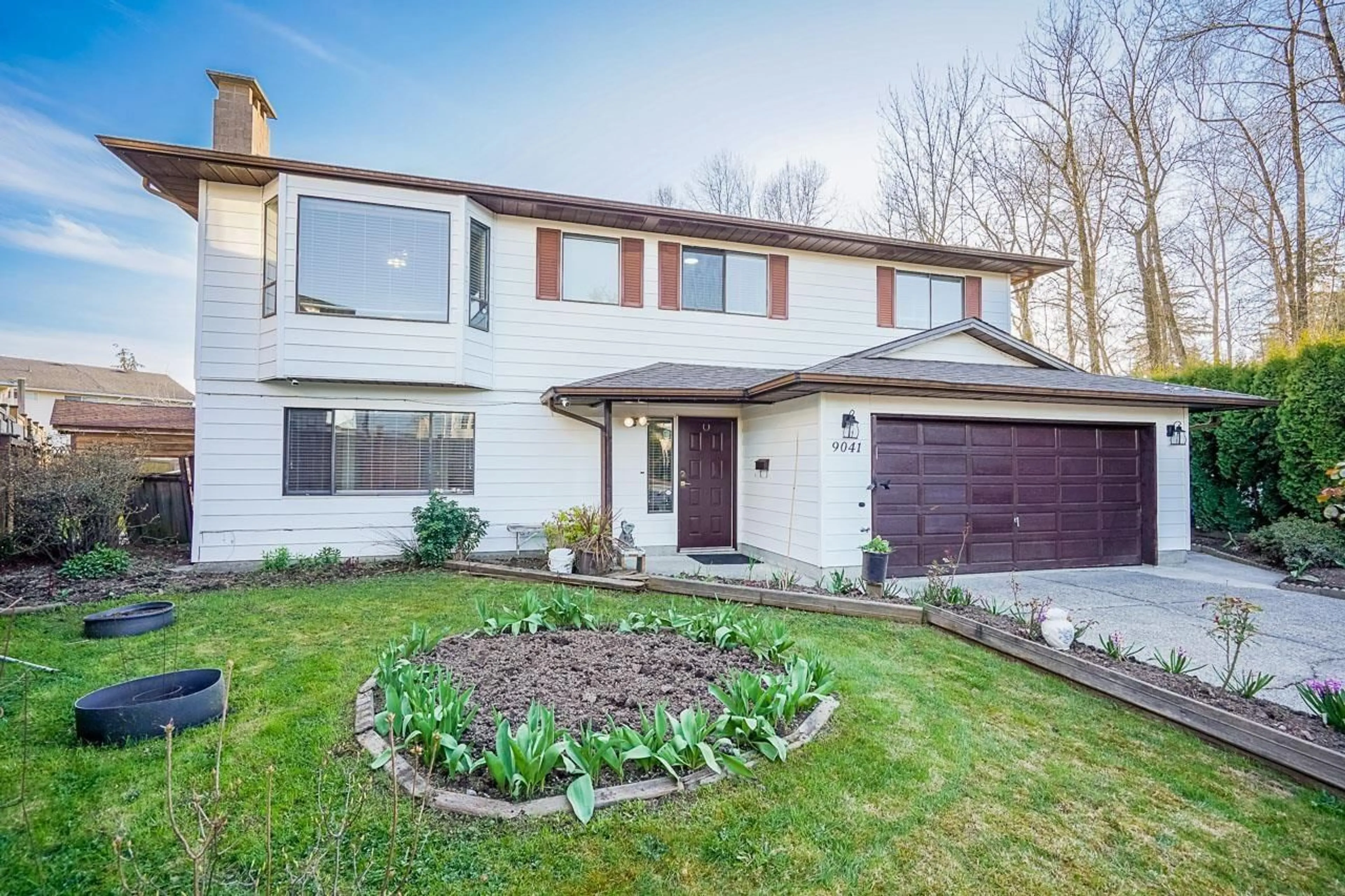 Home with vinyl exterior material, street for 9041 122B STREET, Surrey British Columbia V3V7L7