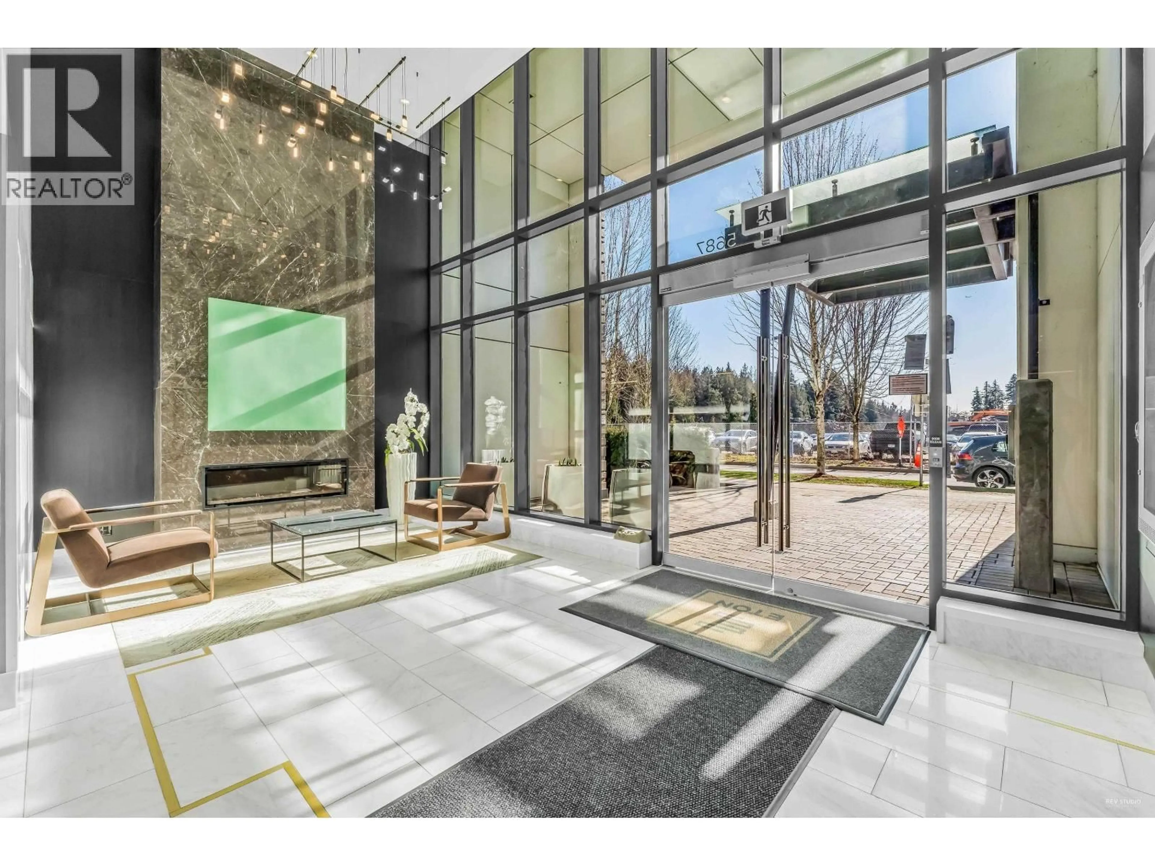 Indoor foyer for 107 - 5687 GRAY AVENUE, Vancouver British Columbia V6S0A9