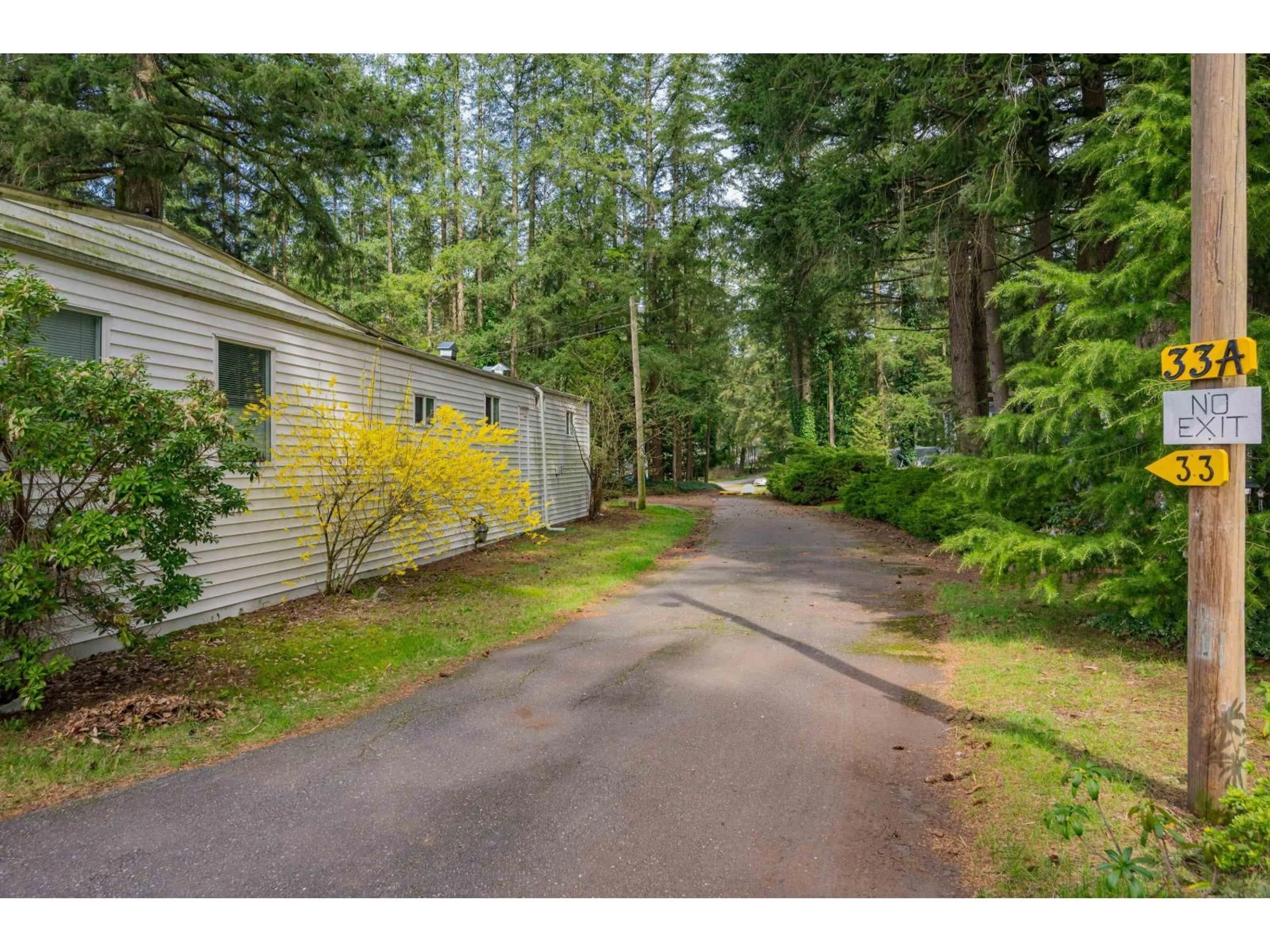 Unknown for 33 - 20071 24 AVENUE, Langley British Columbia V2Z2A1