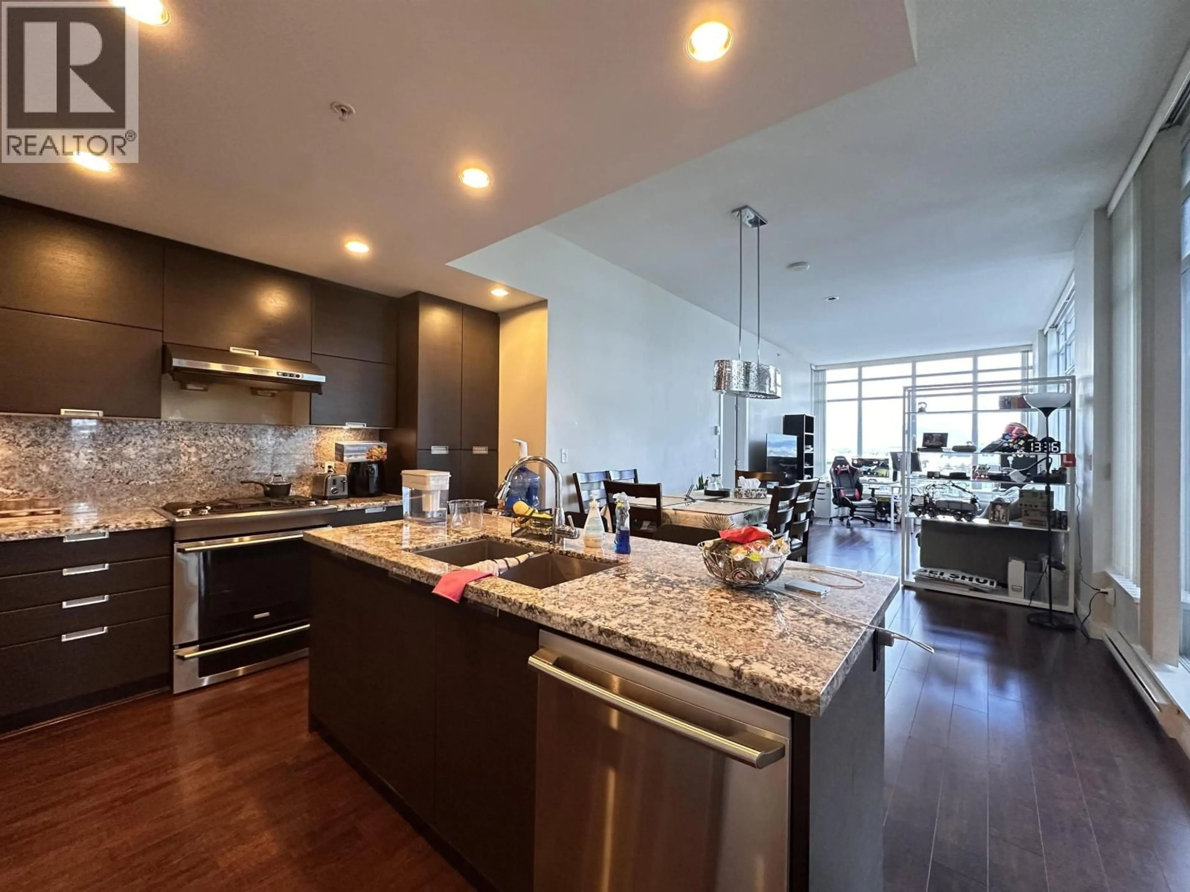 Open concept kitchen, unknown for 3201 - 2077 ROSSER AVENUE, Burnaby British Columbia V5C0G6