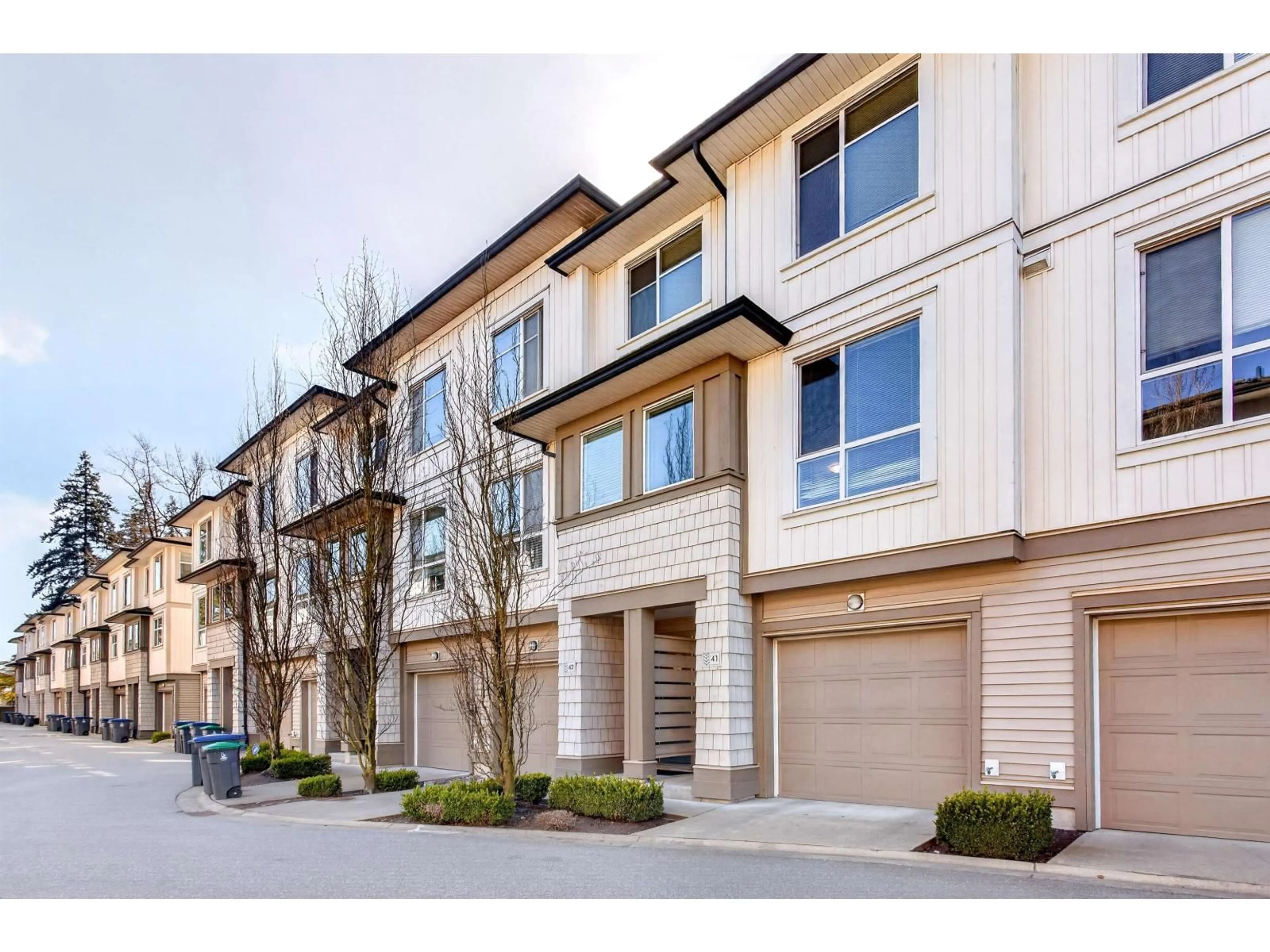 Unknown for 41 - 8355 164 STREET, Surrey British Columbia V4N1E3