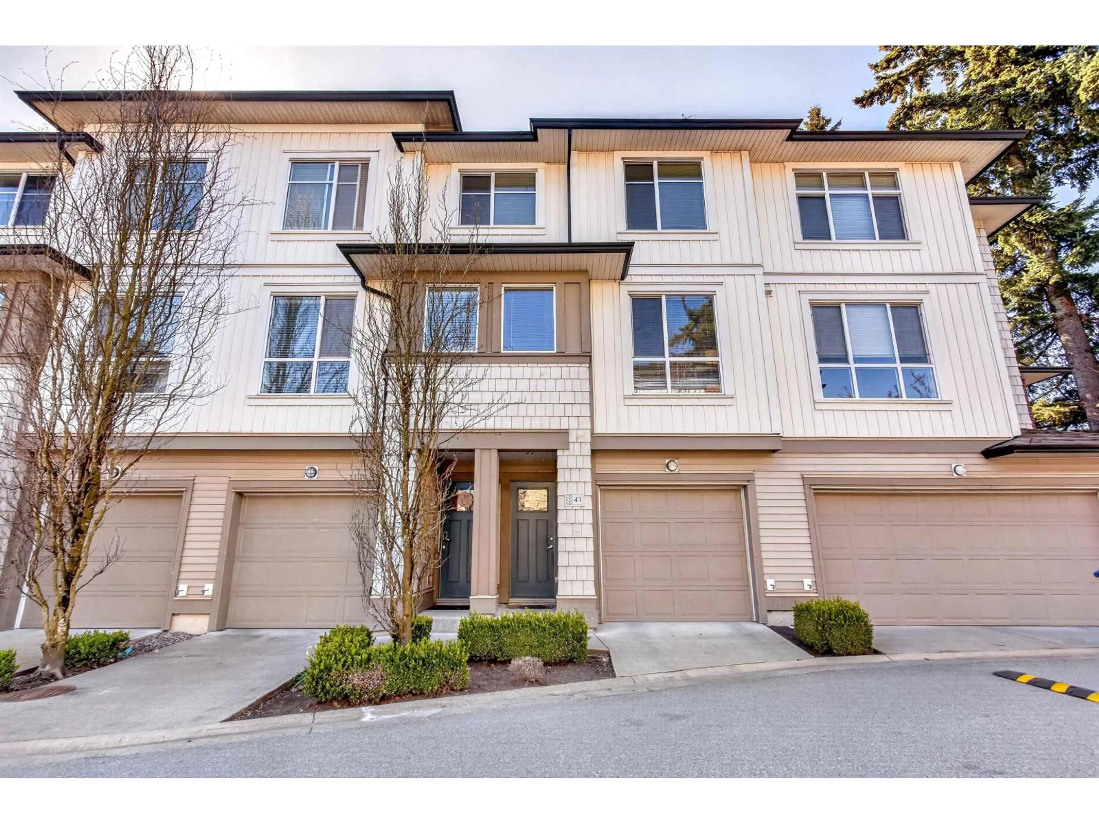 Unknown for 41 - 8355 164 STREET, Surrey British Columbia V4N1E3