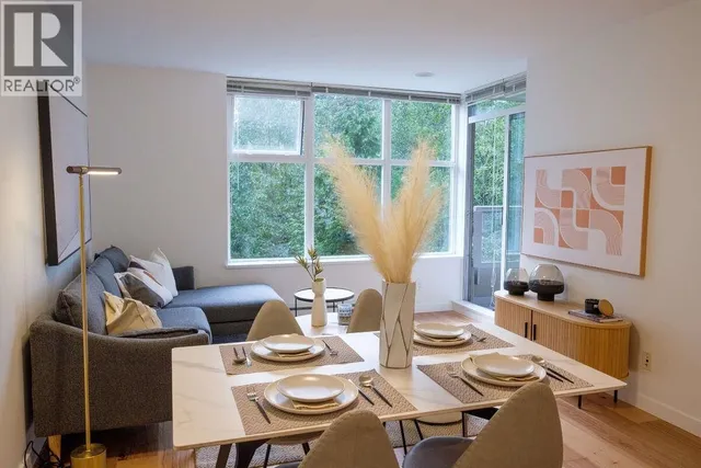 403 - 9232 UNIVERSITY CRESCENT, Burnaby