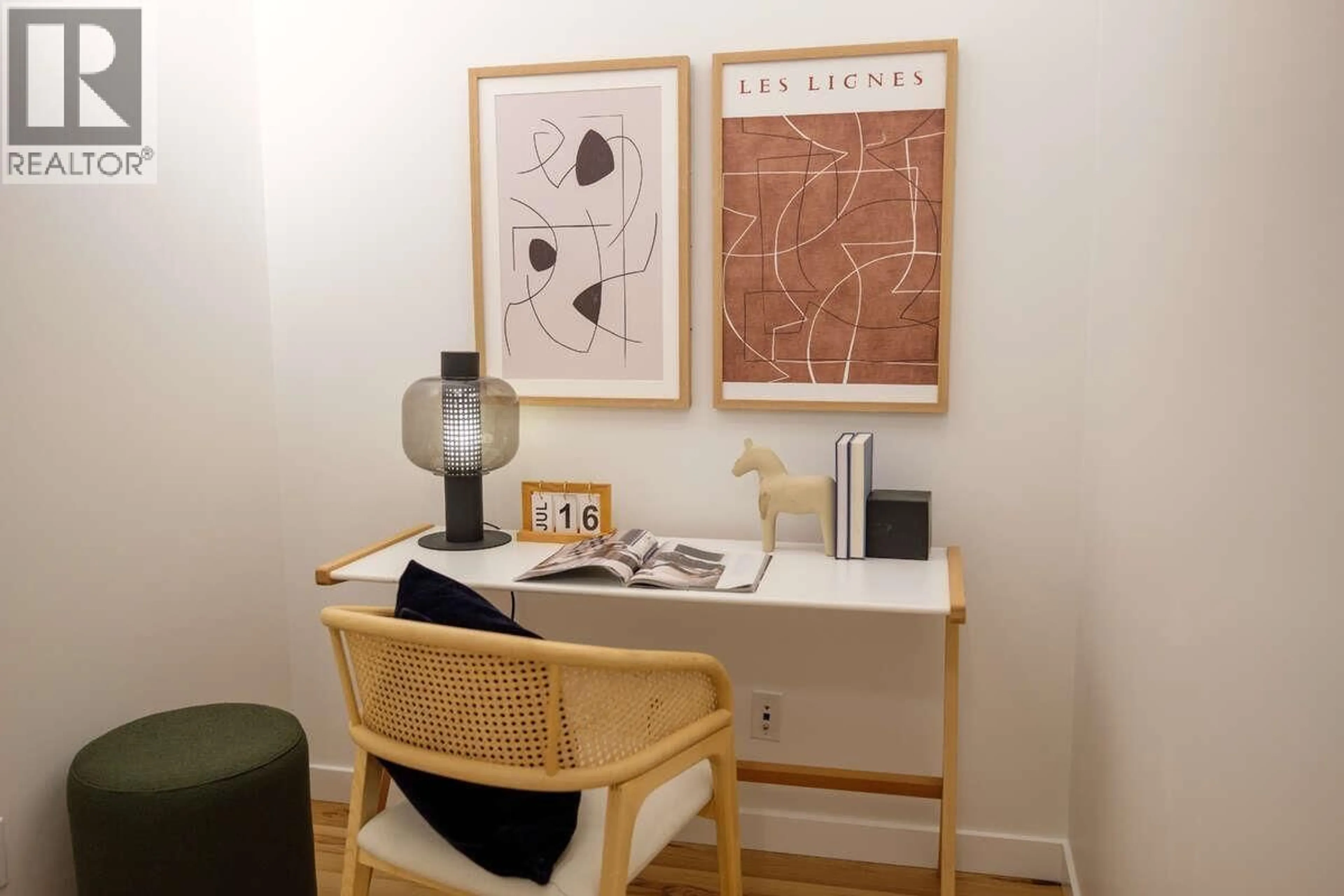 A pic of a room for 403 - 9232 UNIVERSITY CRESCENT, Burnaby British Columbia V5A0A3