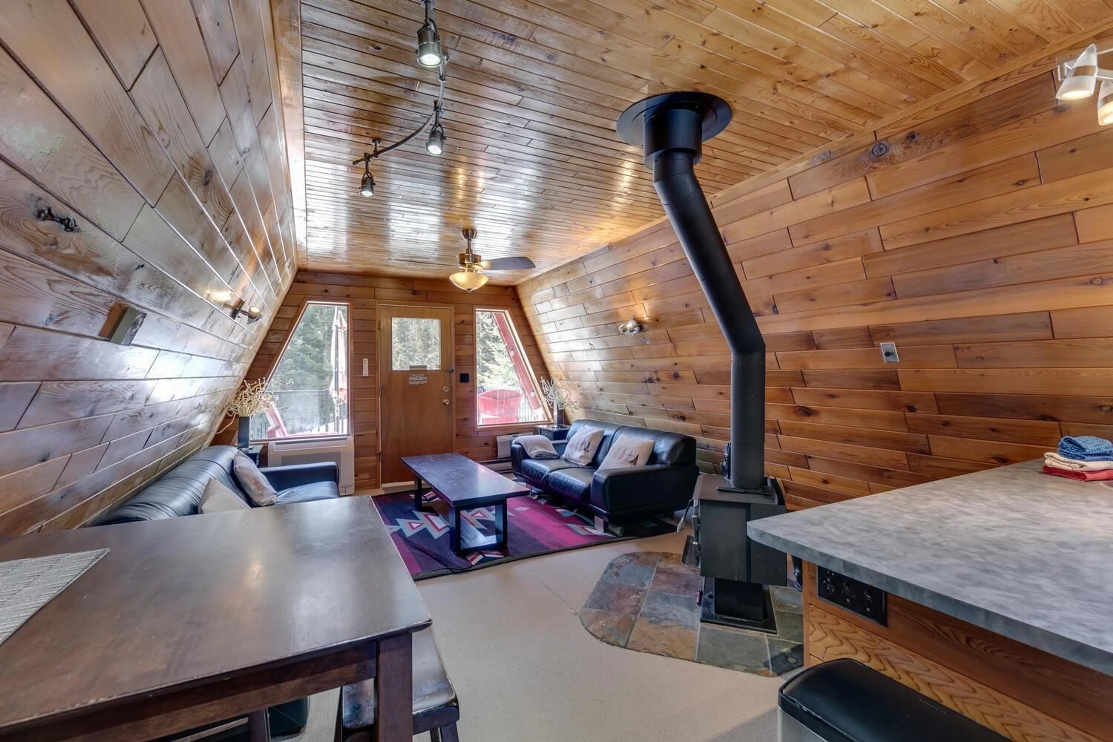 Living room with furniture, wood/laminate floor for 46890 SAKWI CREEK ROAD, Mission British Columbia V0M1A1