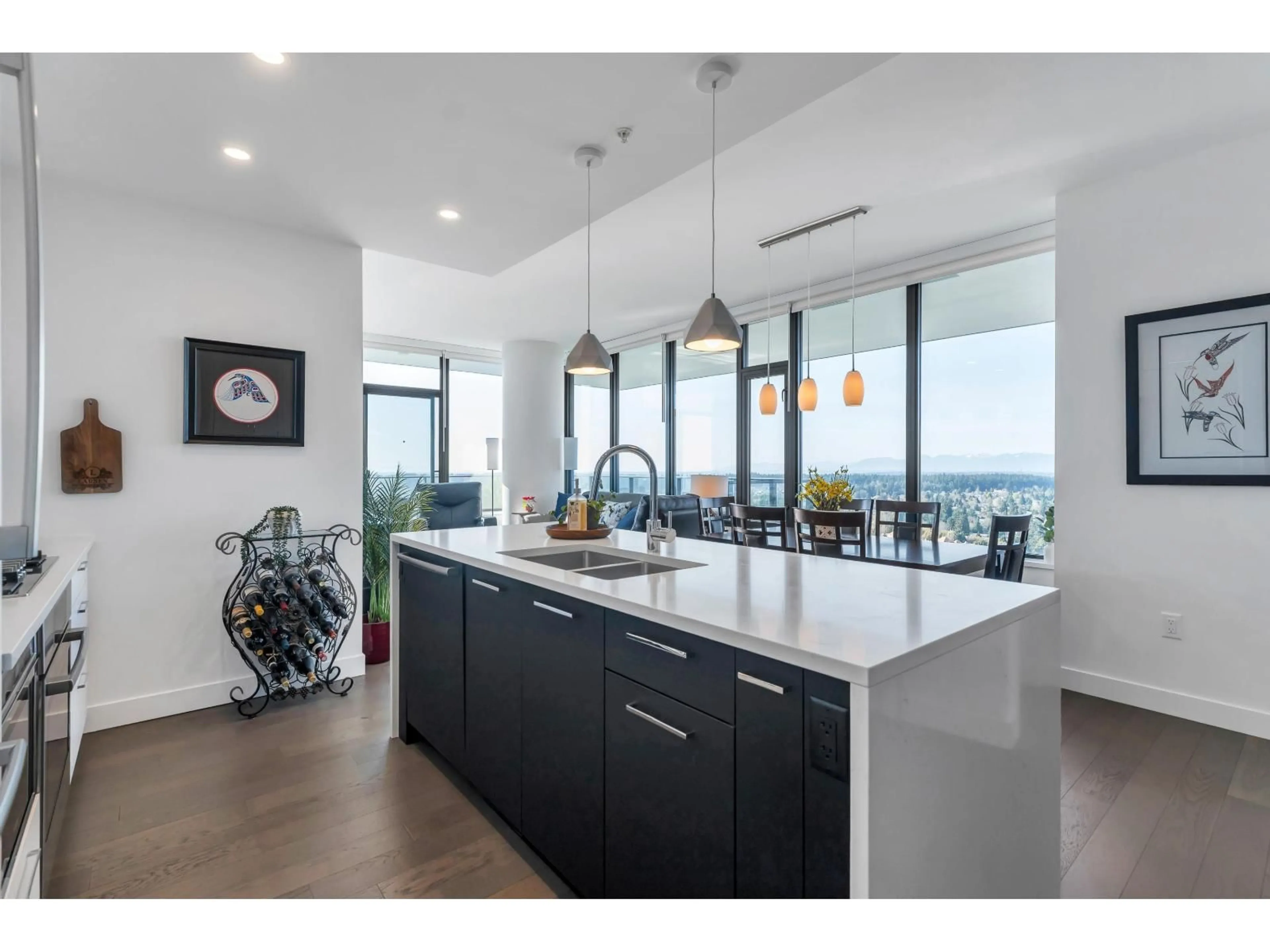 Open concept kitchen, ceramic/tile floor for 2306 - 1588 JOHNSTON ROAD, White Rock British Columbia V4B0C5