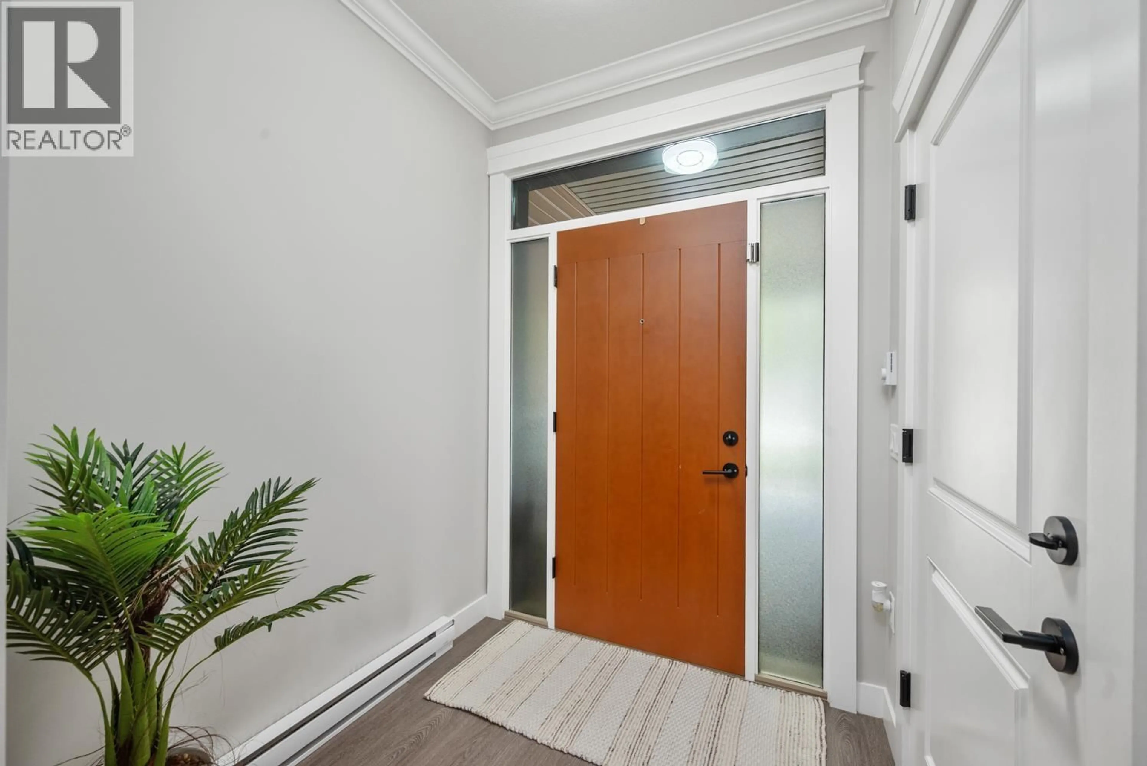 Indoor entryway for 38 - 10525 240 STREET, Maple Ridge British Columbia V2W0J3