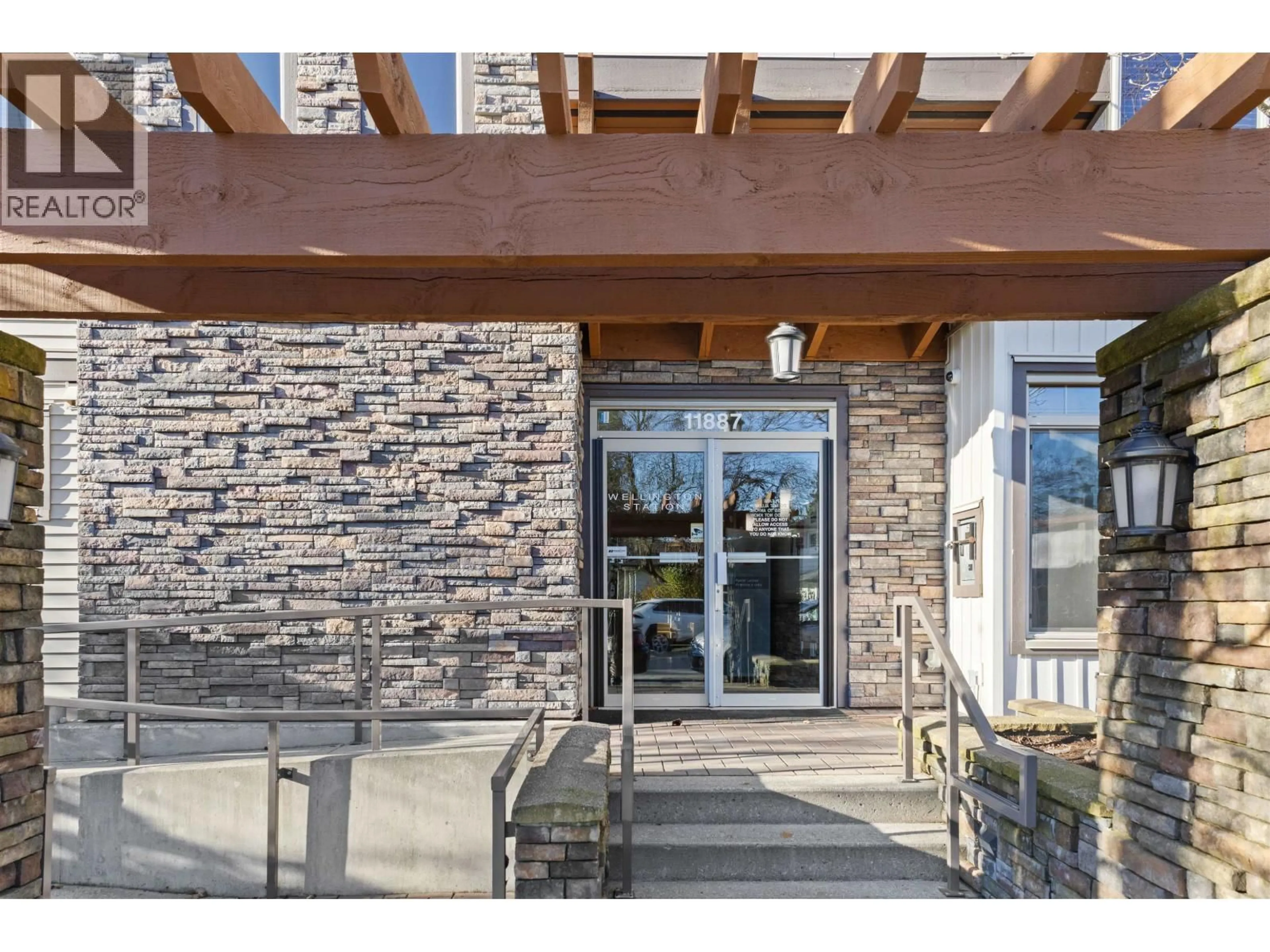 Unknown for 301 - 11887 BURNETT STREET, Maple Ridge British Columbia V2X6P6