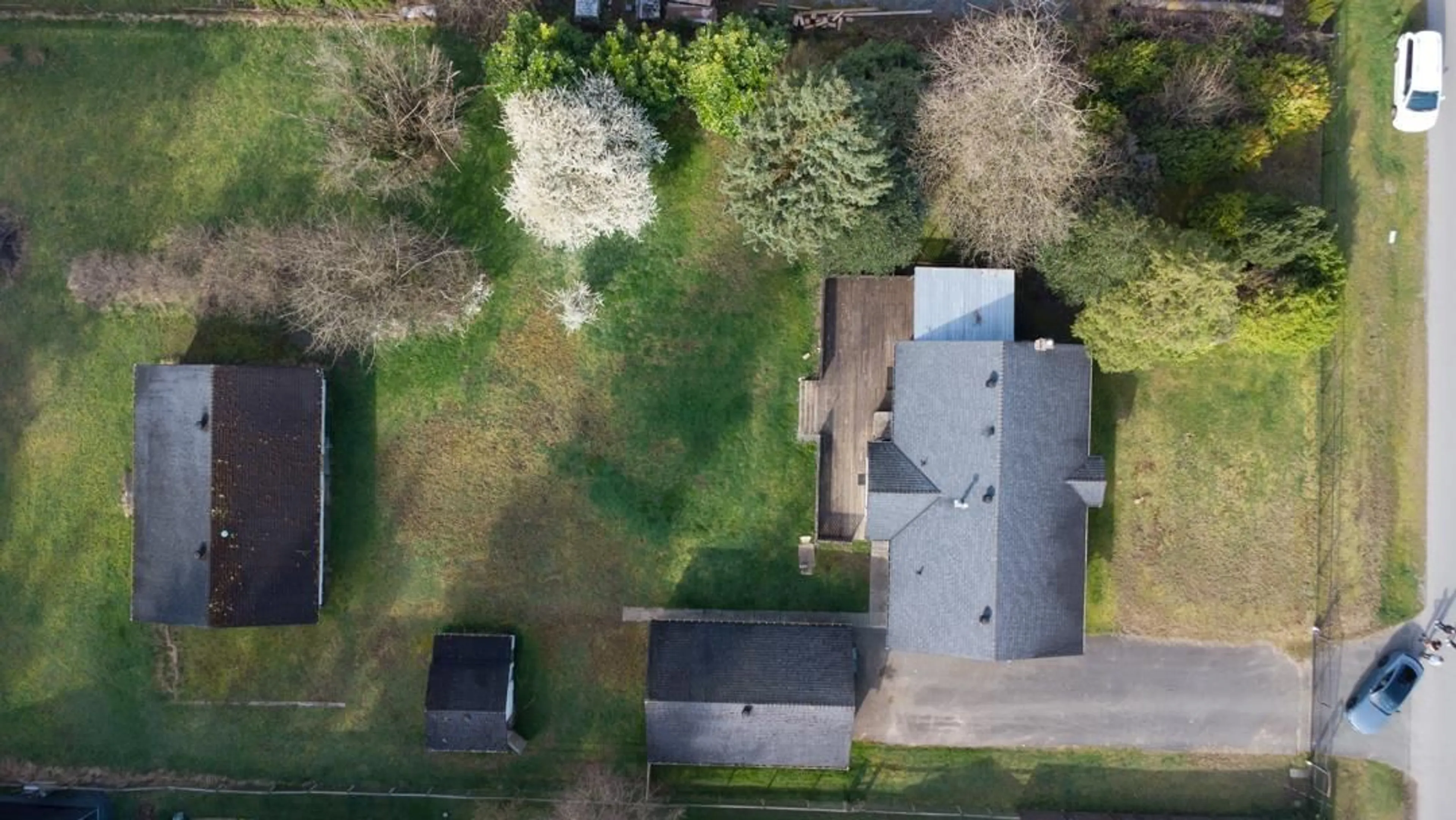 A pic from outside/outdoor area/front of a property/back of a property/a pic from drone, unknown for 23566 52 AVENUE, Langley British Columbia V2Z2P5