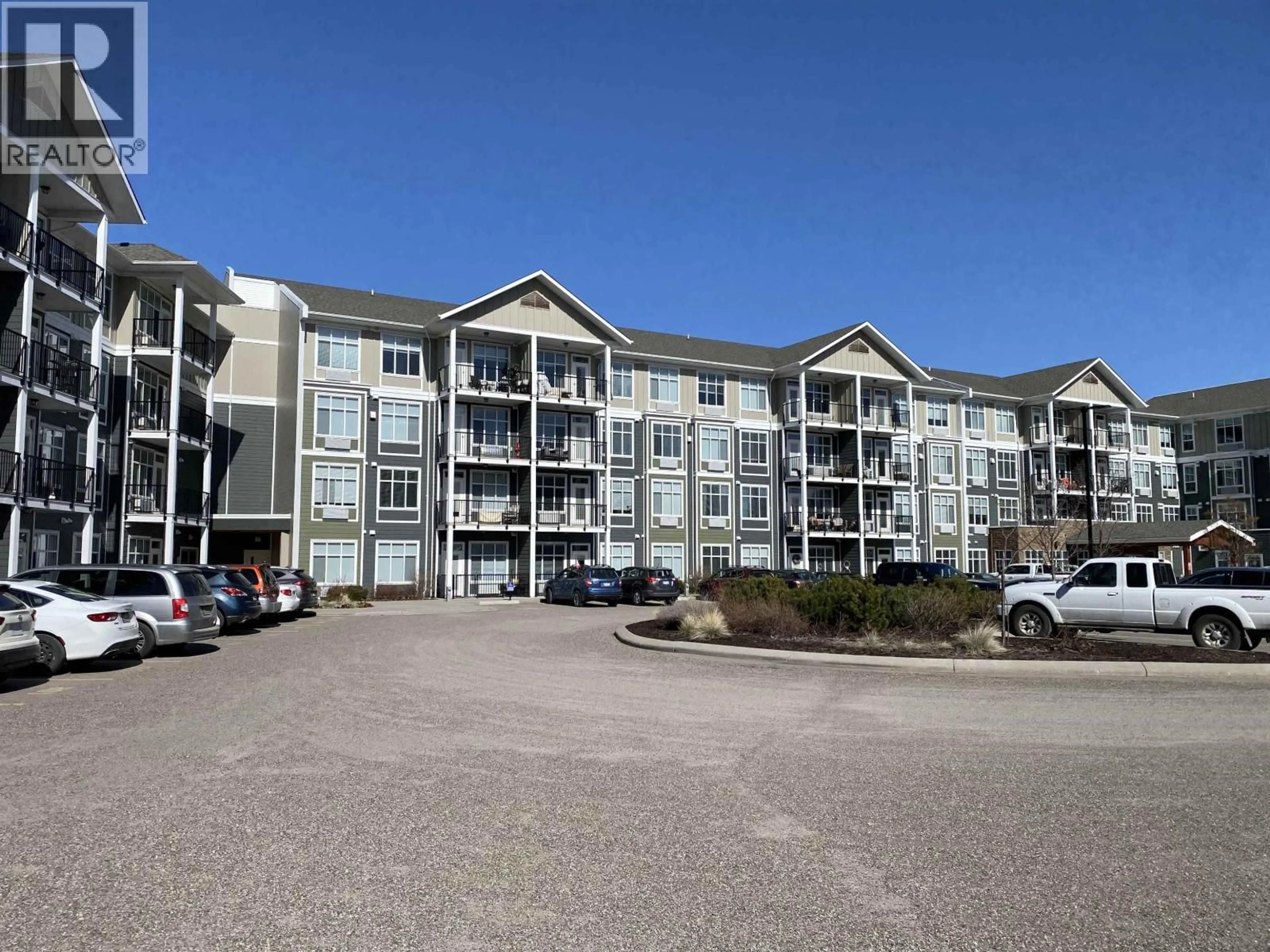 A pic from outside/outdoor area/front of a property/back of a property/a pic from drone, water/lake/river/ocean view for 106 - 1444 20TH AVENUE, Prince George British Columbia V2L0C9