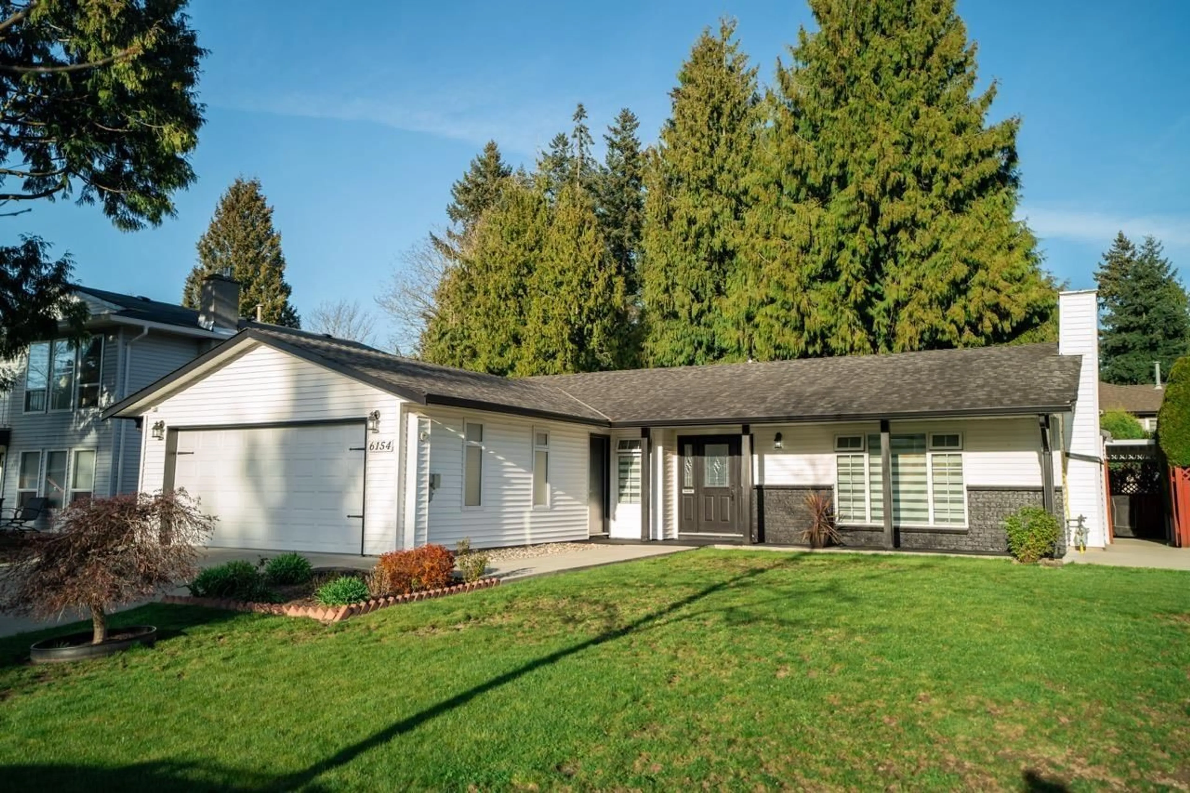 Home with vinyl exterior material, street for 6154 130B STREET, Surrey British Columbia V3X2G9