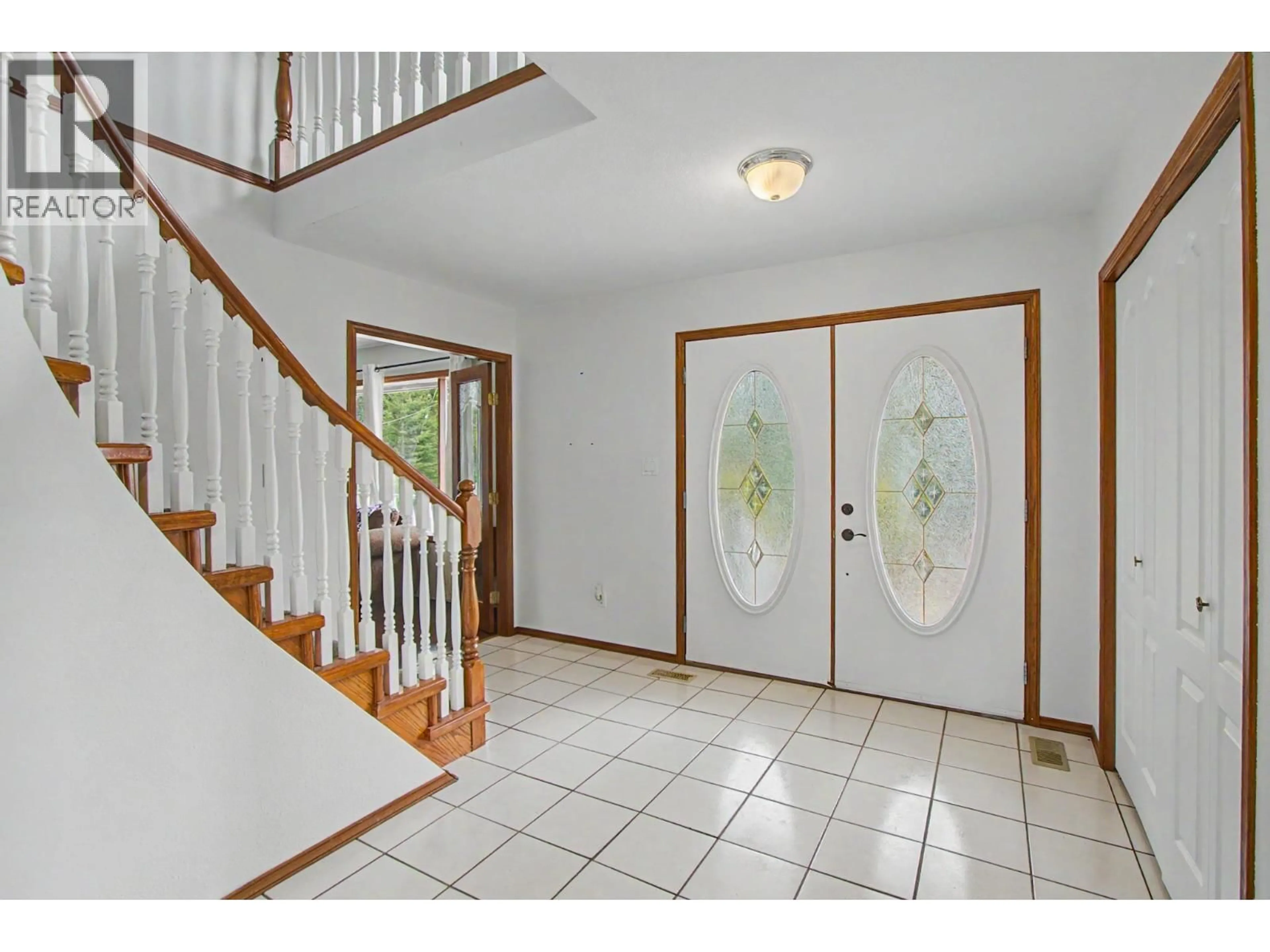 Indoor foyer for 4220 DAMMS ROAD, Prince George British Columbia V2N5X8