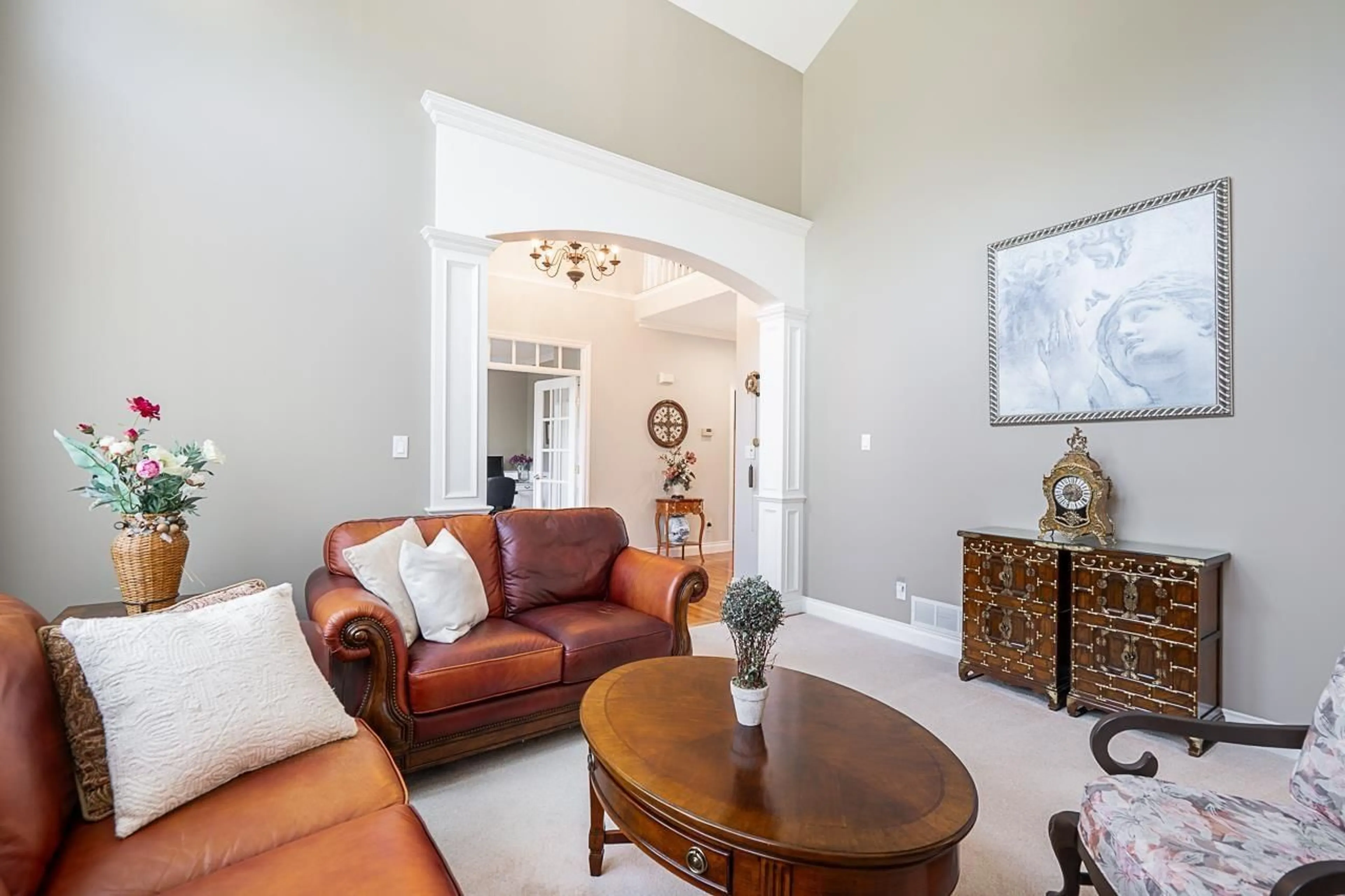 Living room with furniture, ceramic/tile floor for 2278 137 STREET, Surrey British Columbia V4A9V1