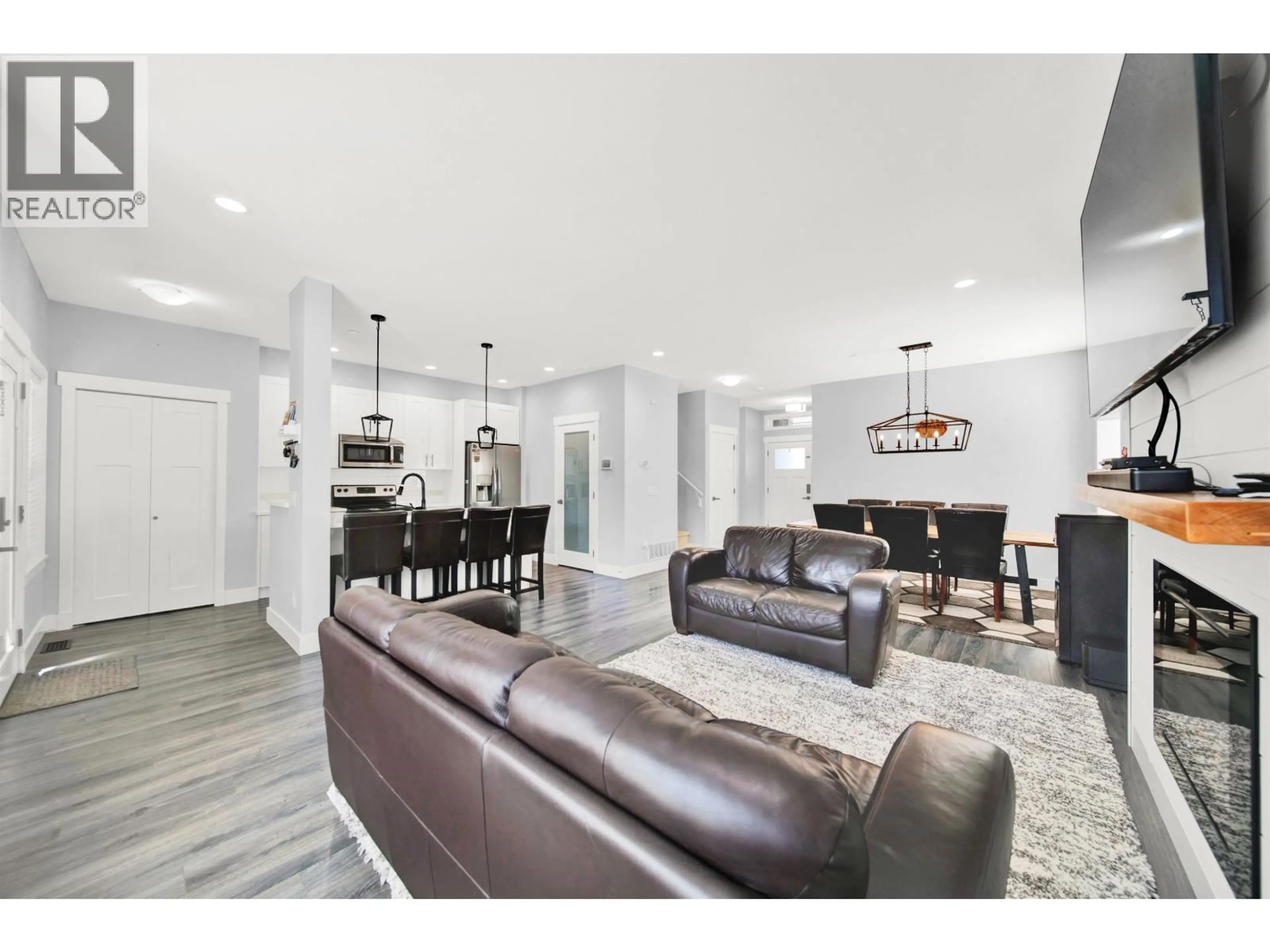 Living room with furniture, unknown for 11155 240 STREET, Maple Ridge British Columbia V2W0H7