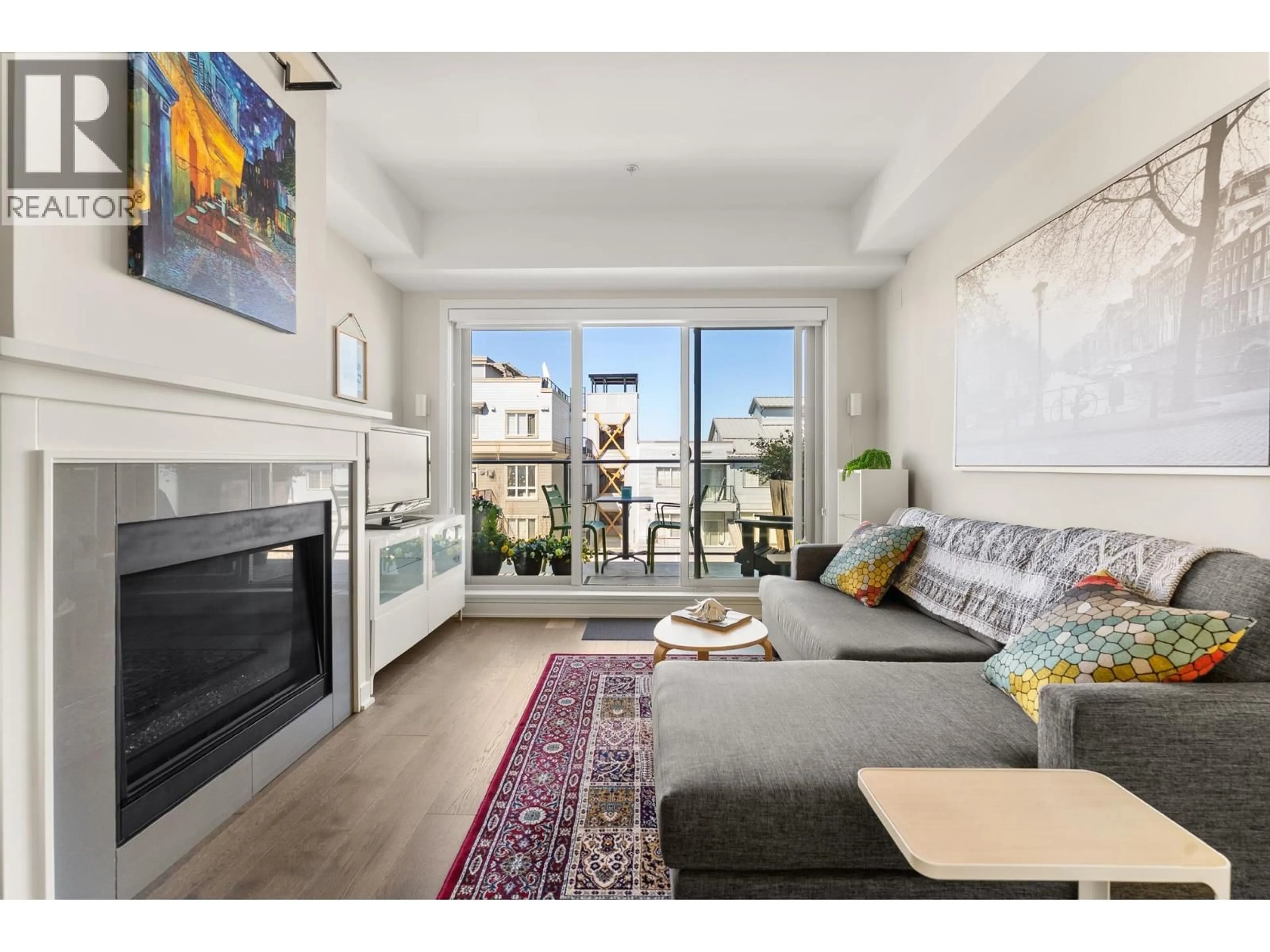 Living room with furniture, unknown for 302 - 6168 LONDON ROAD, Richmond British Columbia V7E4J2