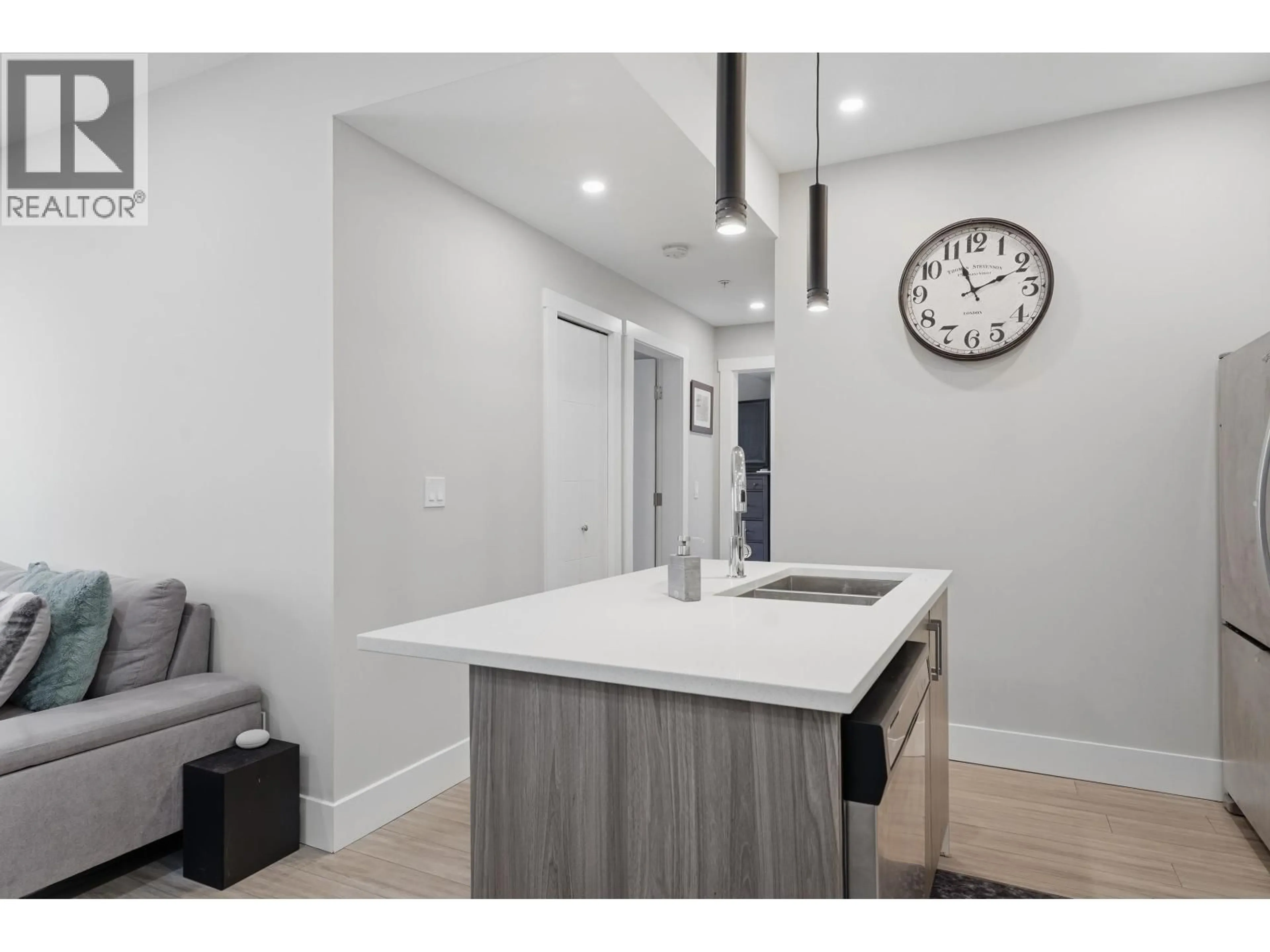 Open concept kitchen, unknown for 307 - 22335 MCINTOSH AVENUE, Maple Ridge British Columbia V2X3C2