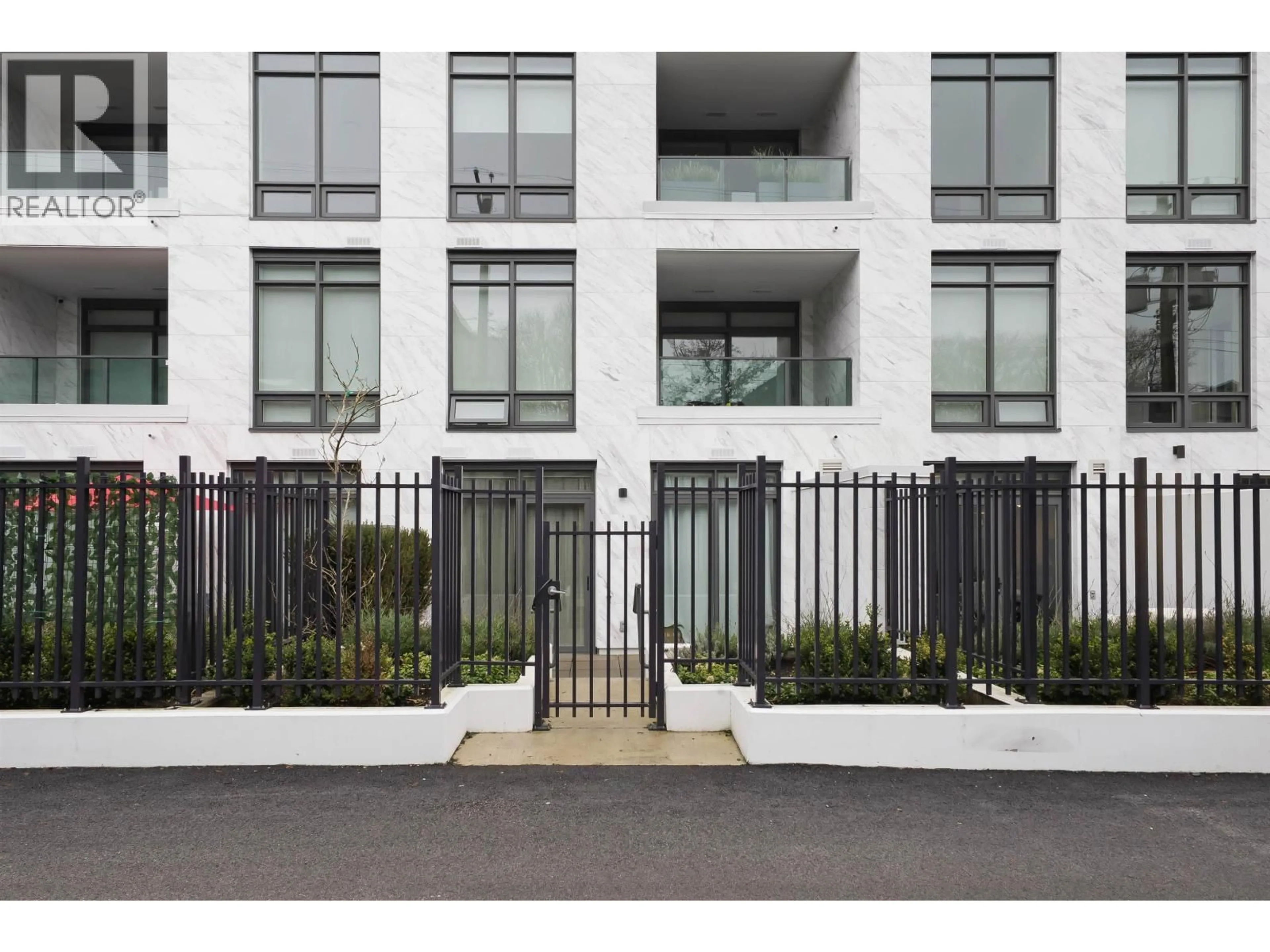 Unknown for 102 - 3668 10TH AVENUE, Vancouver British Columbia V6R2G3