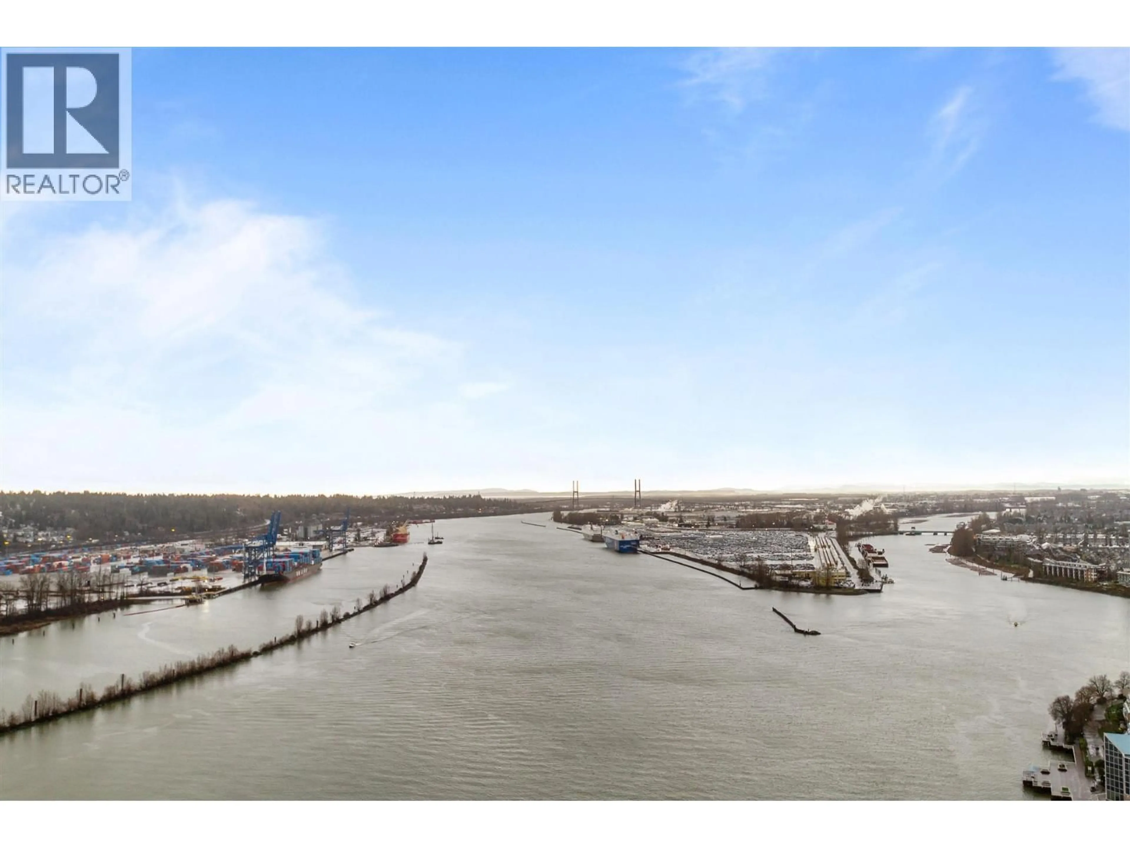 A pic from outside/outdoor area/front of a property/back of a property/a pic from drone, water/lake/river/ocean view for 3208 - 680 QUAYSIDE DRIVE, New Westminster British Columbia V3M0P2