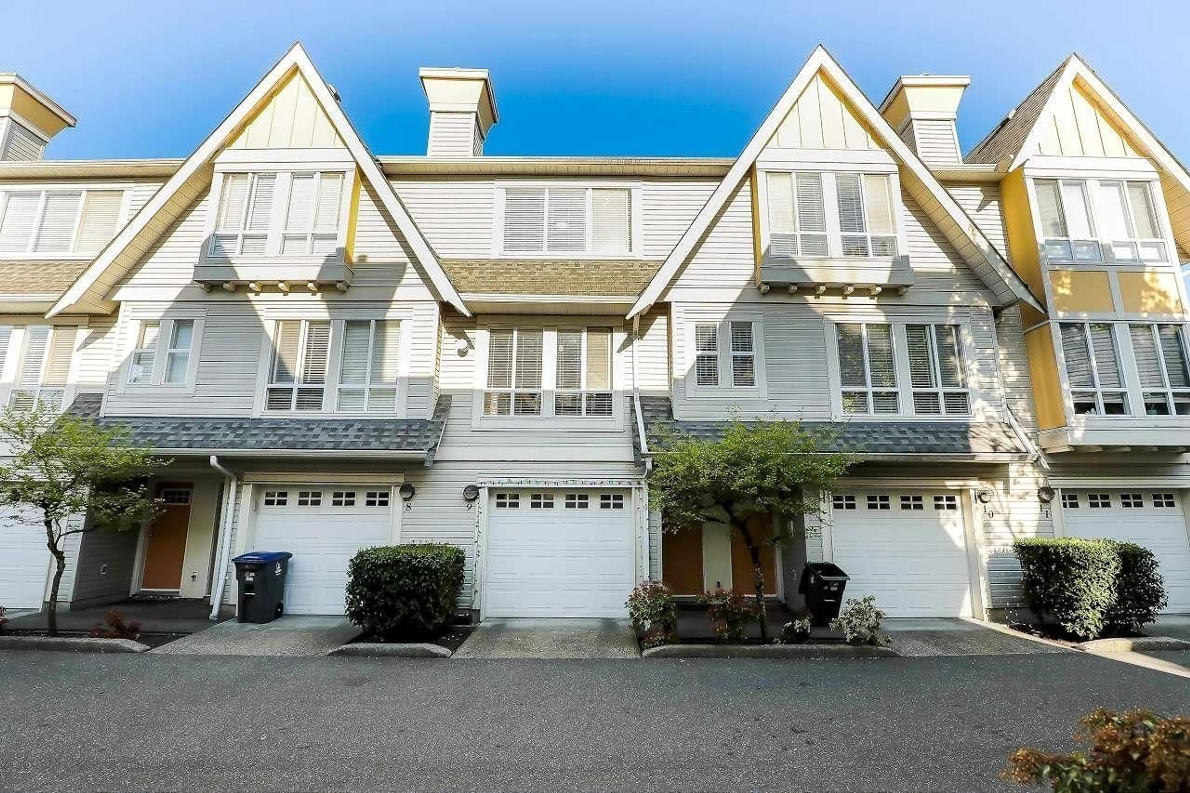 Unknown for 9 - 16388 85 AVENUE, Surrey British Columbia V4N5G2