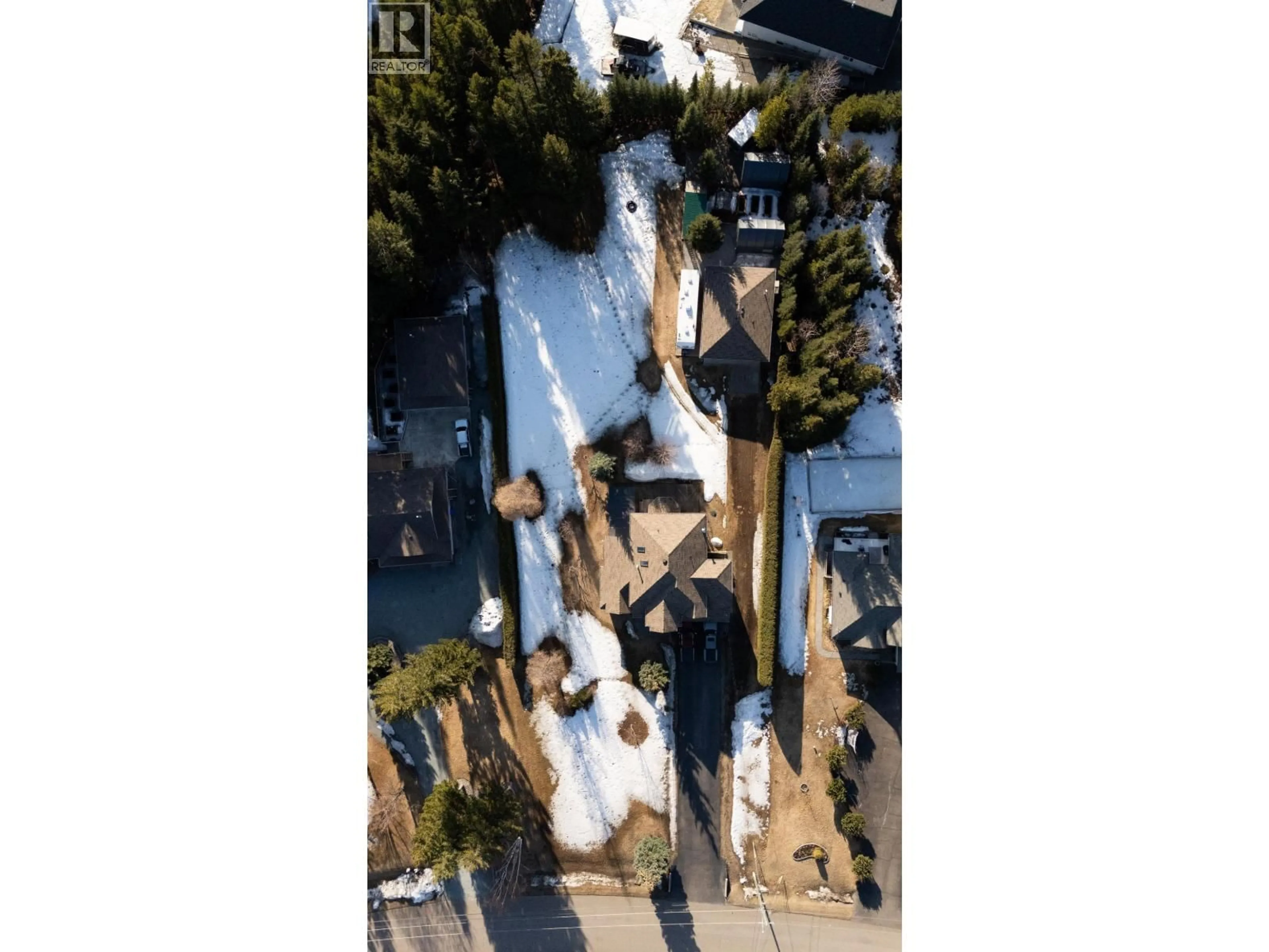 A pic from outside/outdoor area/front of a property/back of a property/a pic from drone, city buildings view from balcony for 4099 EVA PLACE, Prince George British Columbia V2K4Z4