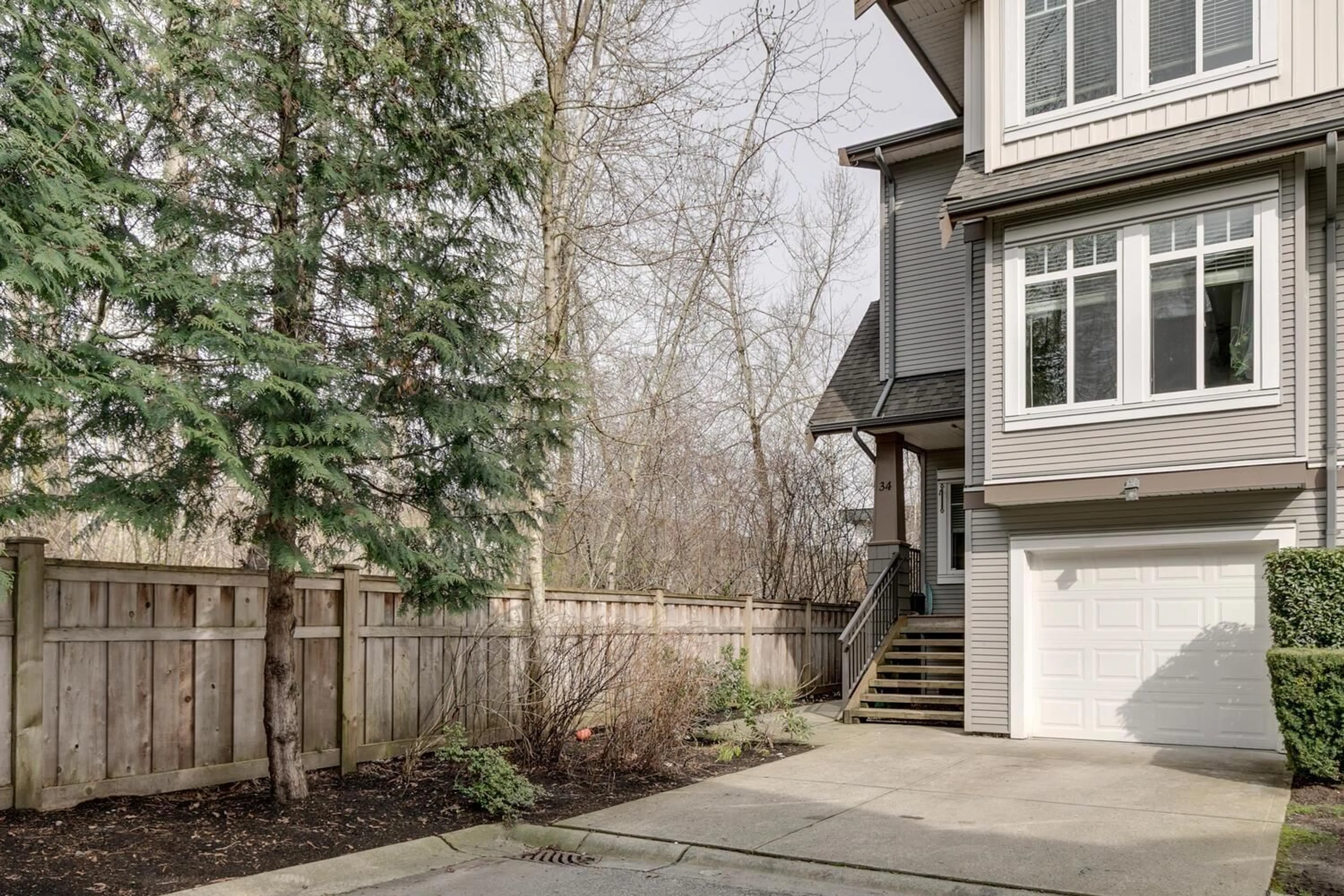 Unknown for 34 - 8250 209B STREET, Langley British Columbia V2Y0J7