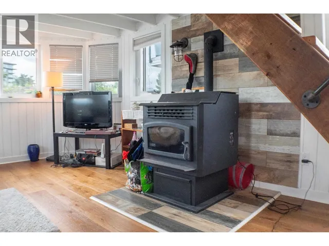 415 ESPLANADE AVENUE, North Vancouver 5
