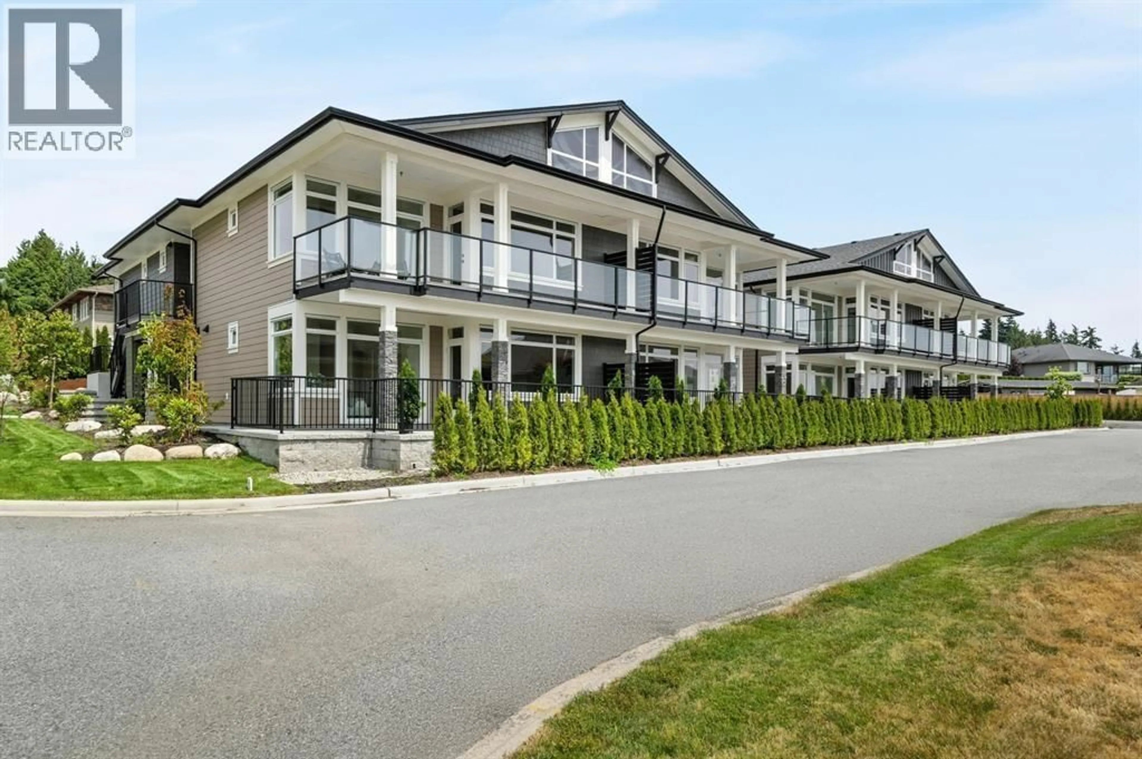 Patio, unknown for 5 - 5522 MCCOURT ROAD, Sechelt British Columbia V0N3A7