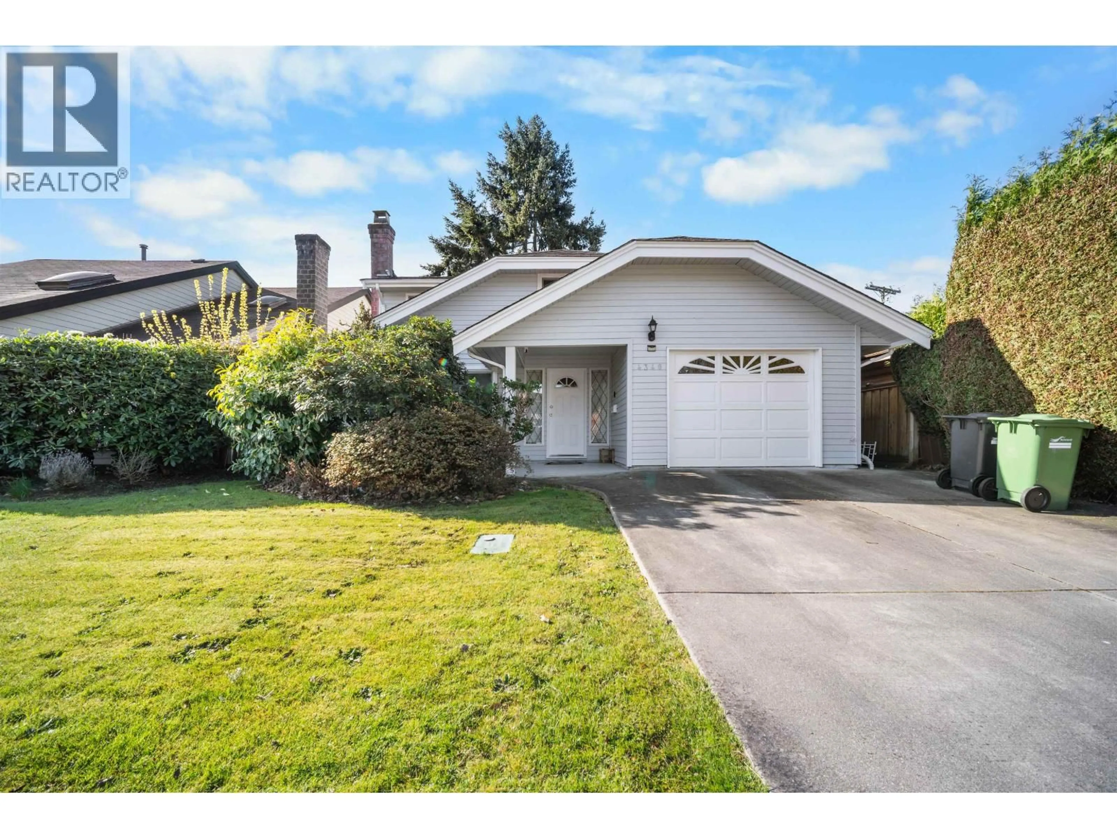 Home with vinyl exterior material, street for 4340 TIFFIN CRESCENT, Richmond British Columbia V7C4X8