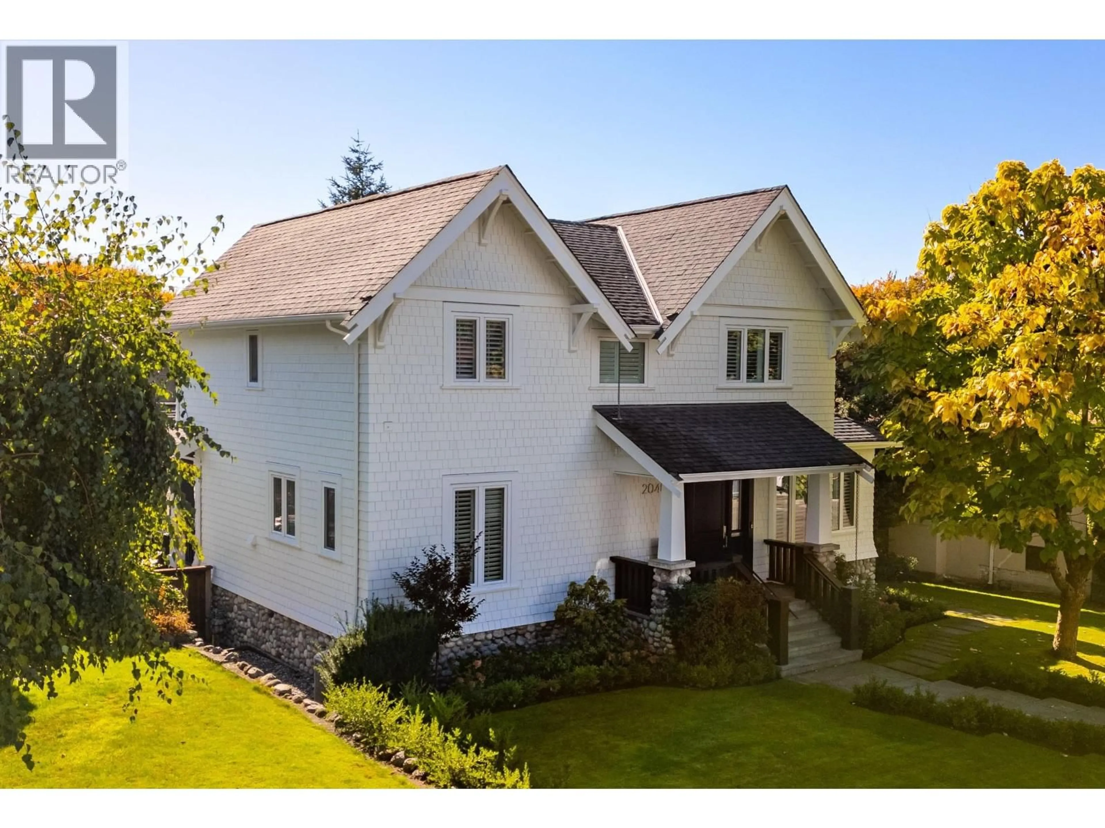 A pic from outside/outdoor area/front of a property/back of a property/a pic from drone, building for 2040 58TH AVENUE, Vancouver British Columbia V6P1X4