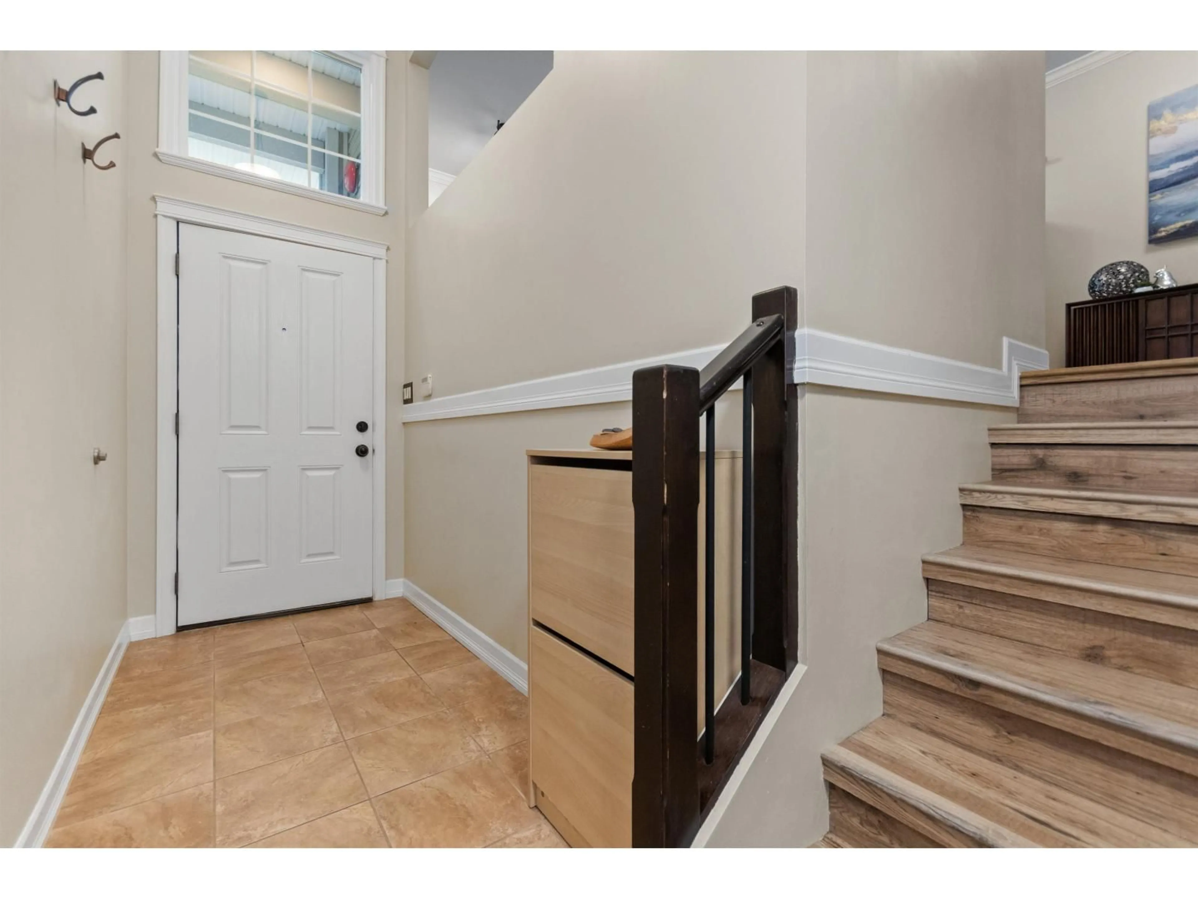 Indoor entryway for 18 - 46832 HUDSON ROAD, Chilliwack British Columbia V2R0L9