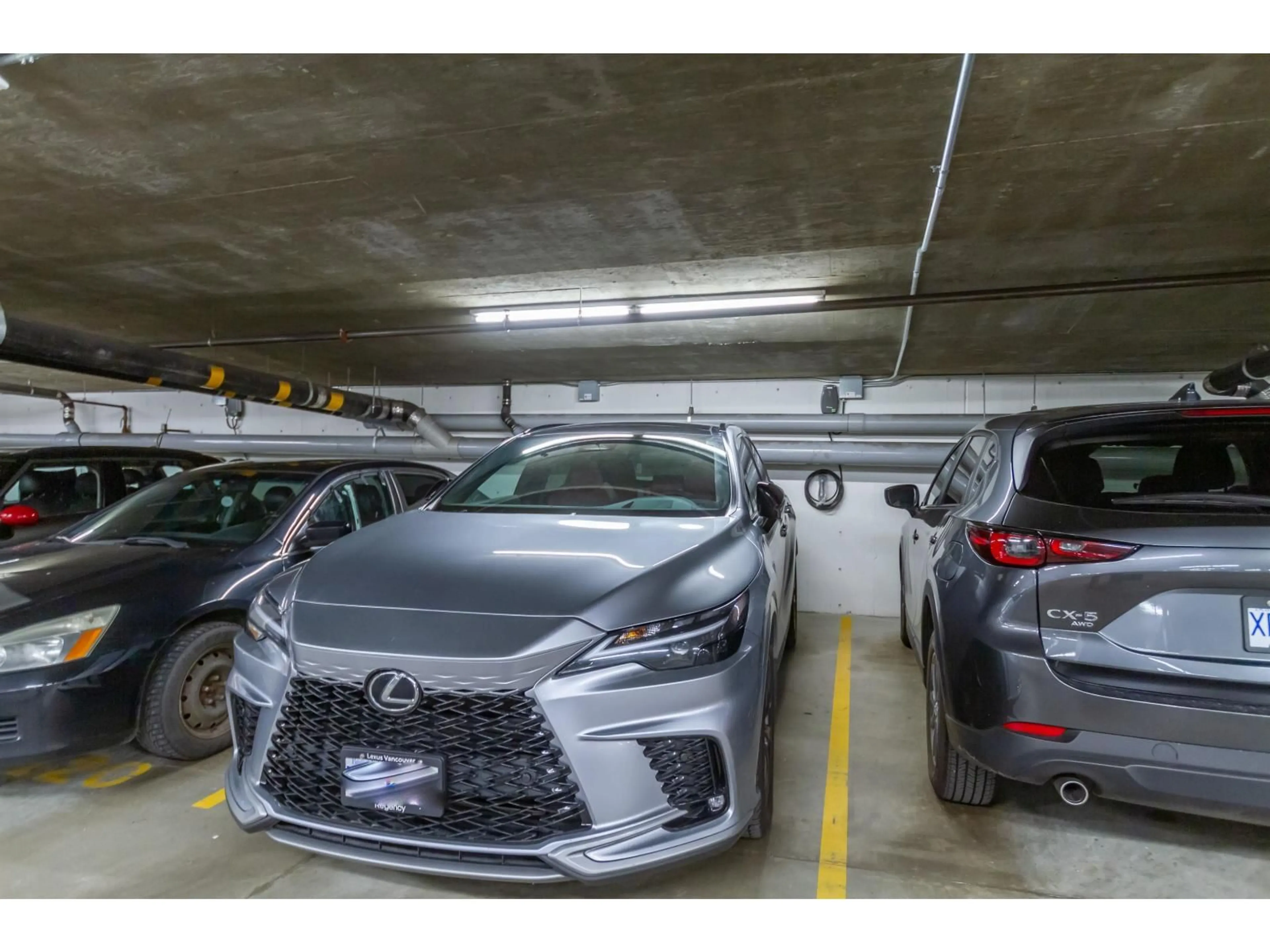 Indoor garage for 621 - 31955 OLD YALE ROAD, Abbotsford British Columbia V2T4N1