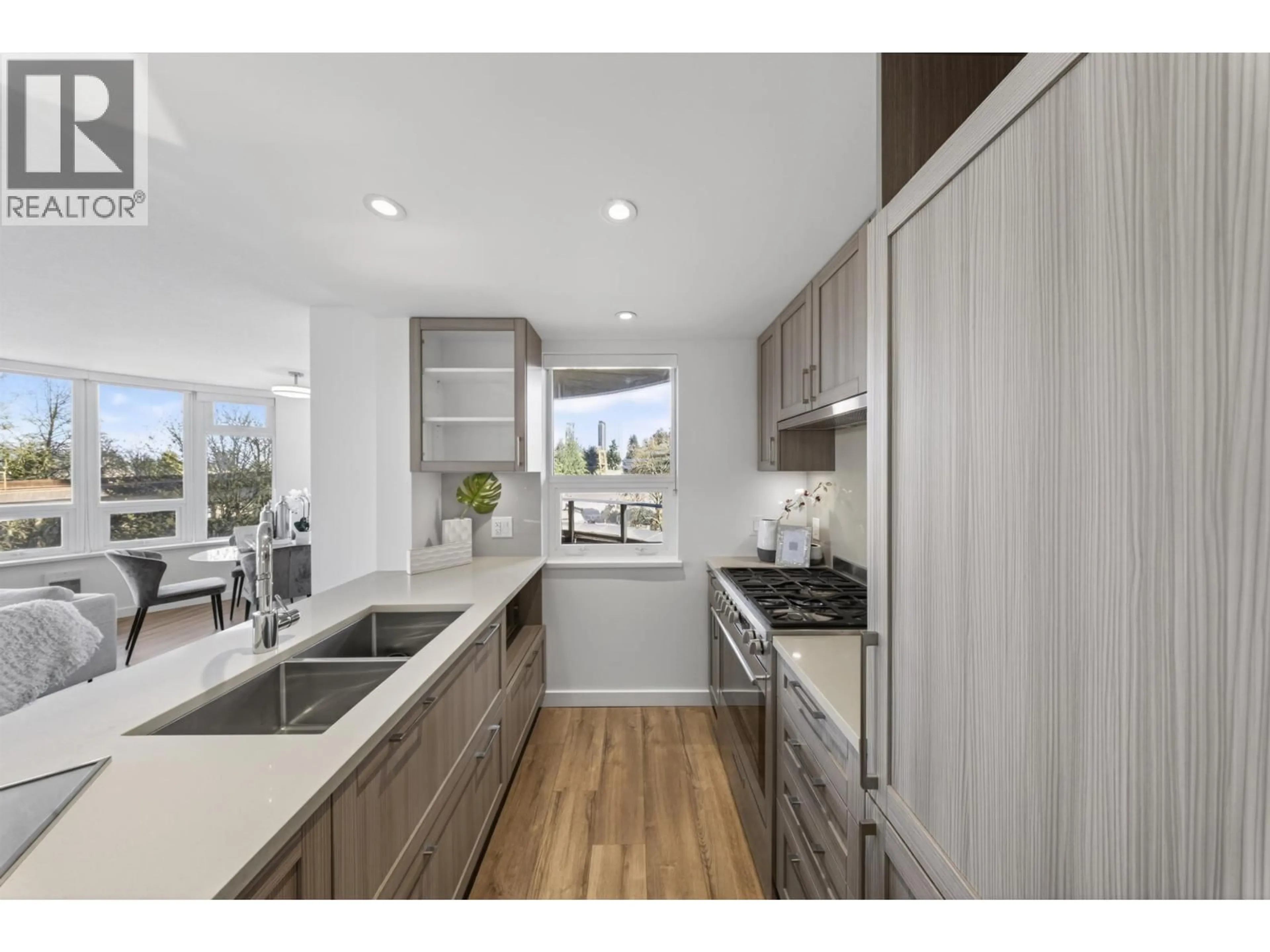 Open concept kitchen, unknown for 713 - 5470 ORMIDALE STREET, Vancouver British Columbia V5R0G6