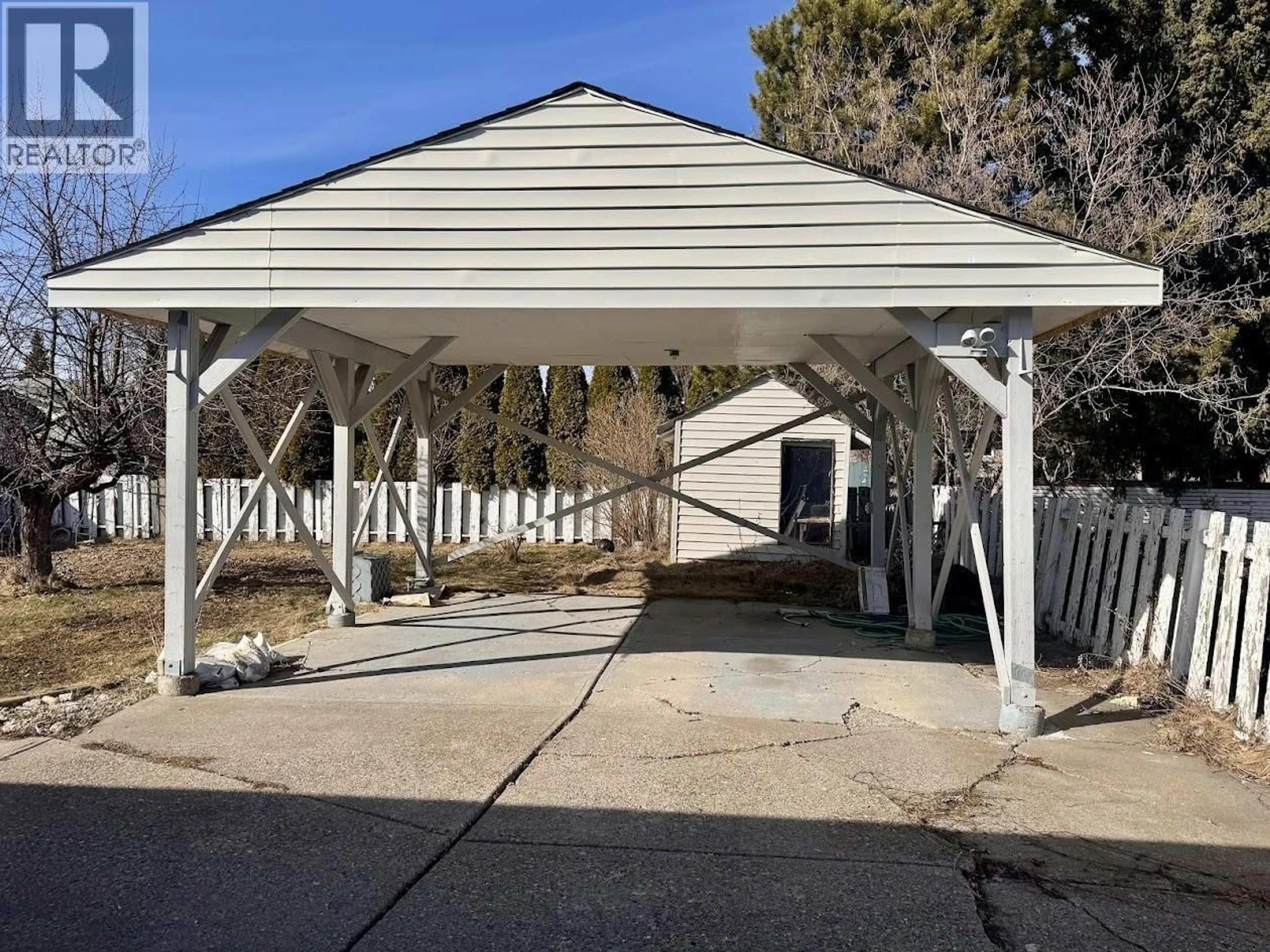 Unknown for 204 WATSON CRESCENT, Prince George British Columbia V2L4P3