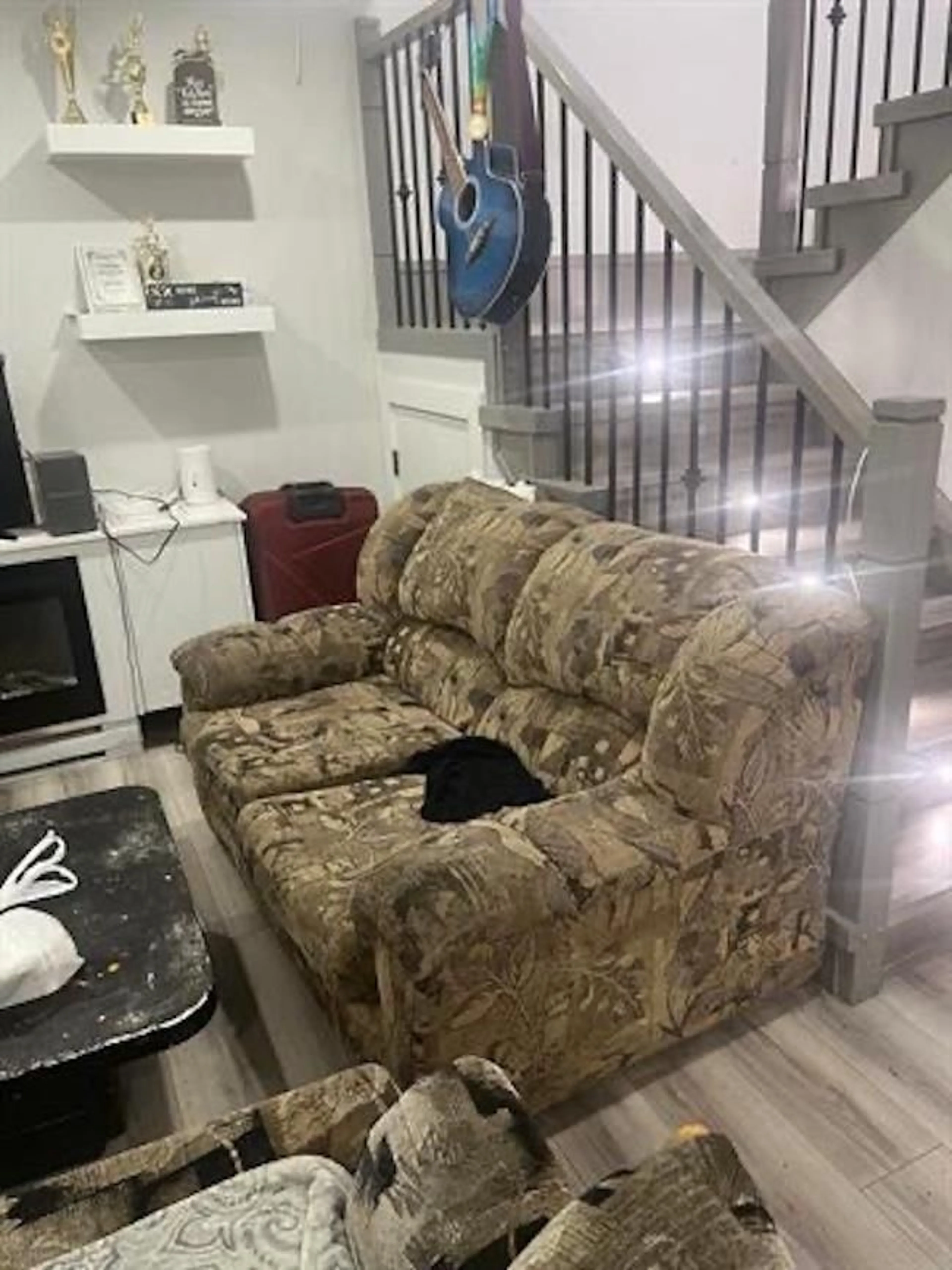 Living room with furniture, unknown for 13960 80A AVENUE, Surrey British Columbia V3W6P6