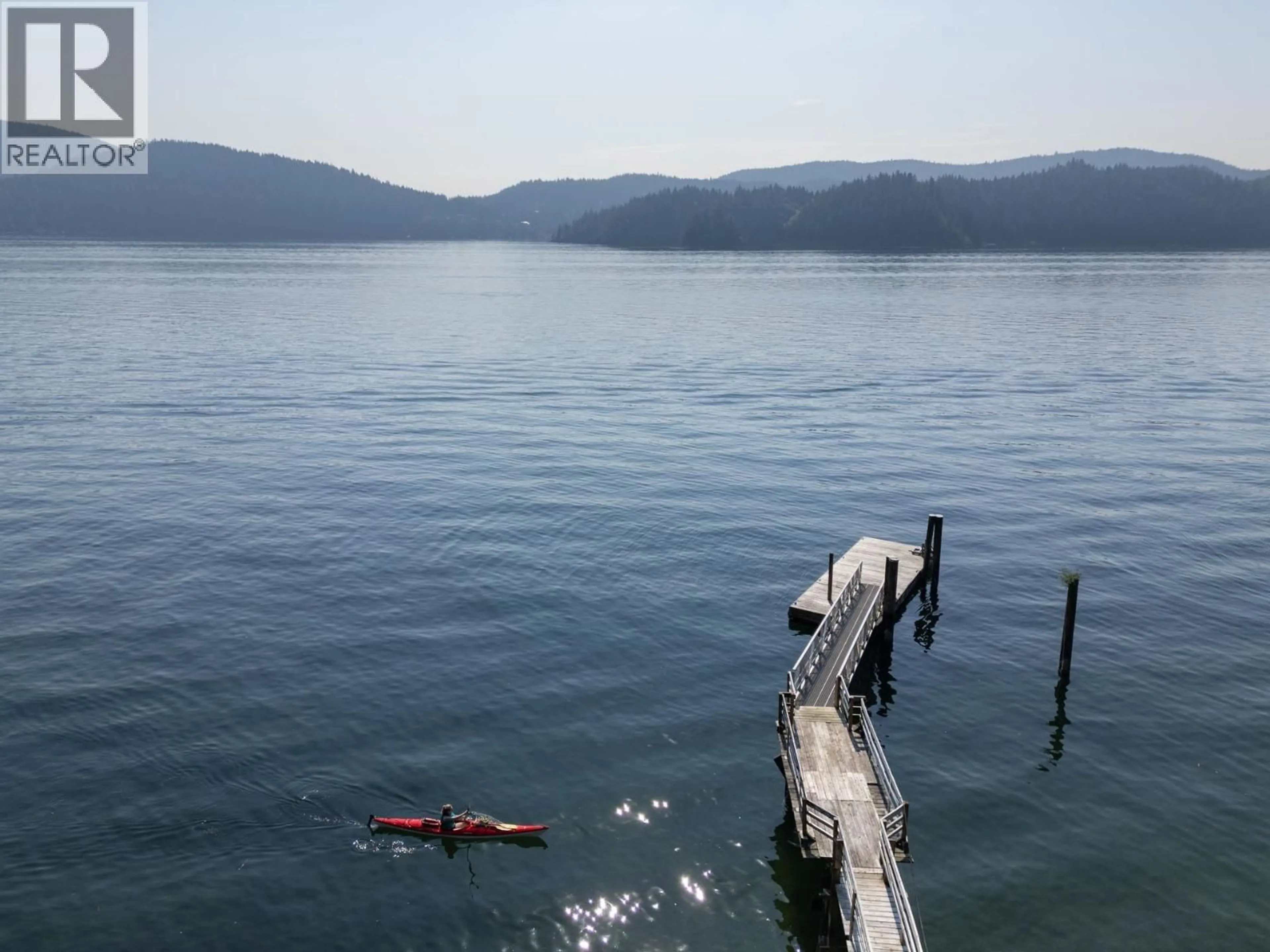 Pool for 5439 INDIAN RIVER DRIVE, North Vancouver British Columbia V7G2T7