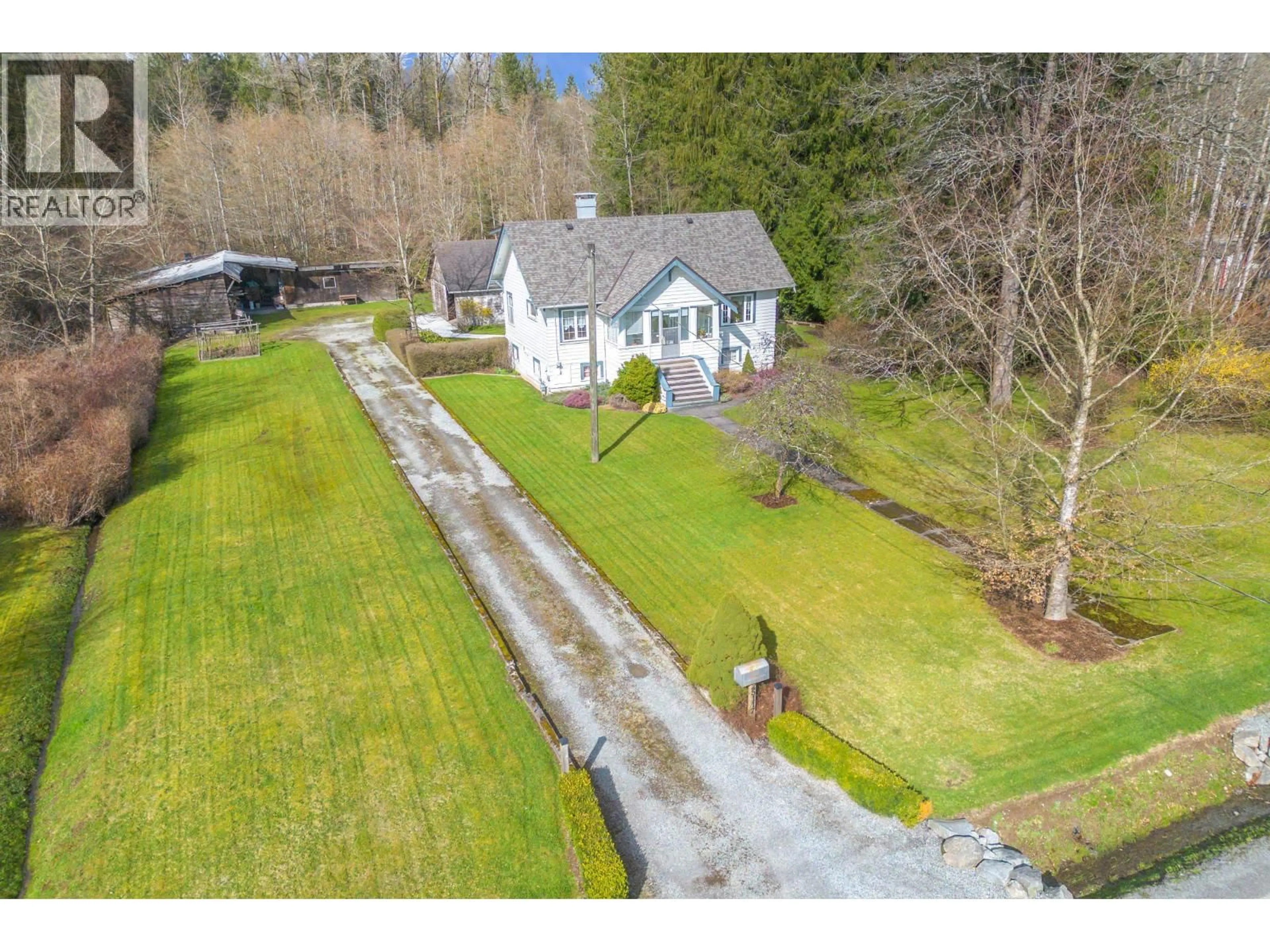 A pic from outside/outdoor area/front of a property/back of a property/a pic from drone, unknown for 25117 DEWDNEY TRUNK ROAD, Maple Ridge British Columbia V4R1X6