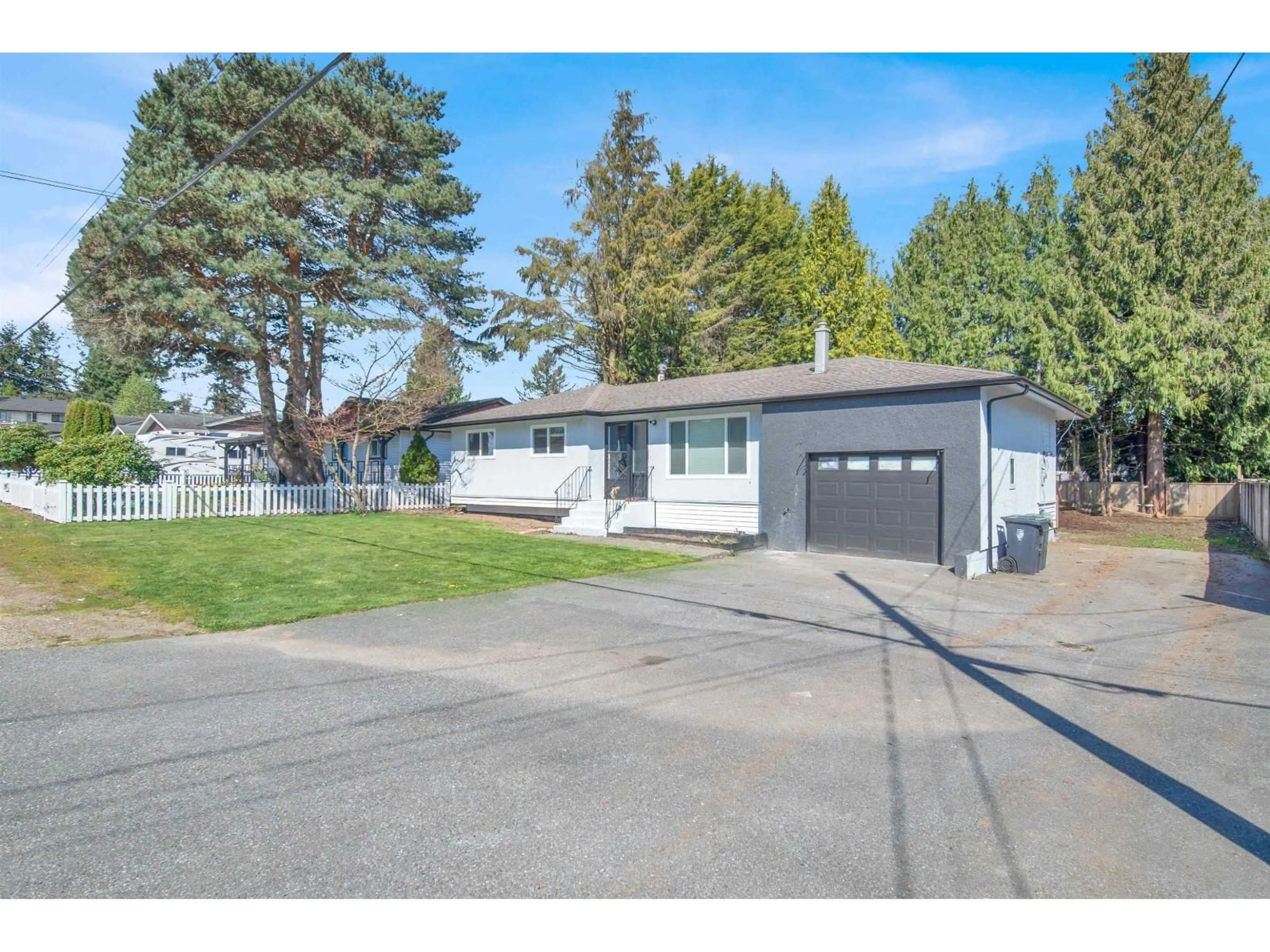 Home with vinyl exterior material, street for 26953 28 AVENUE, Langley British Columbia V4W3A2