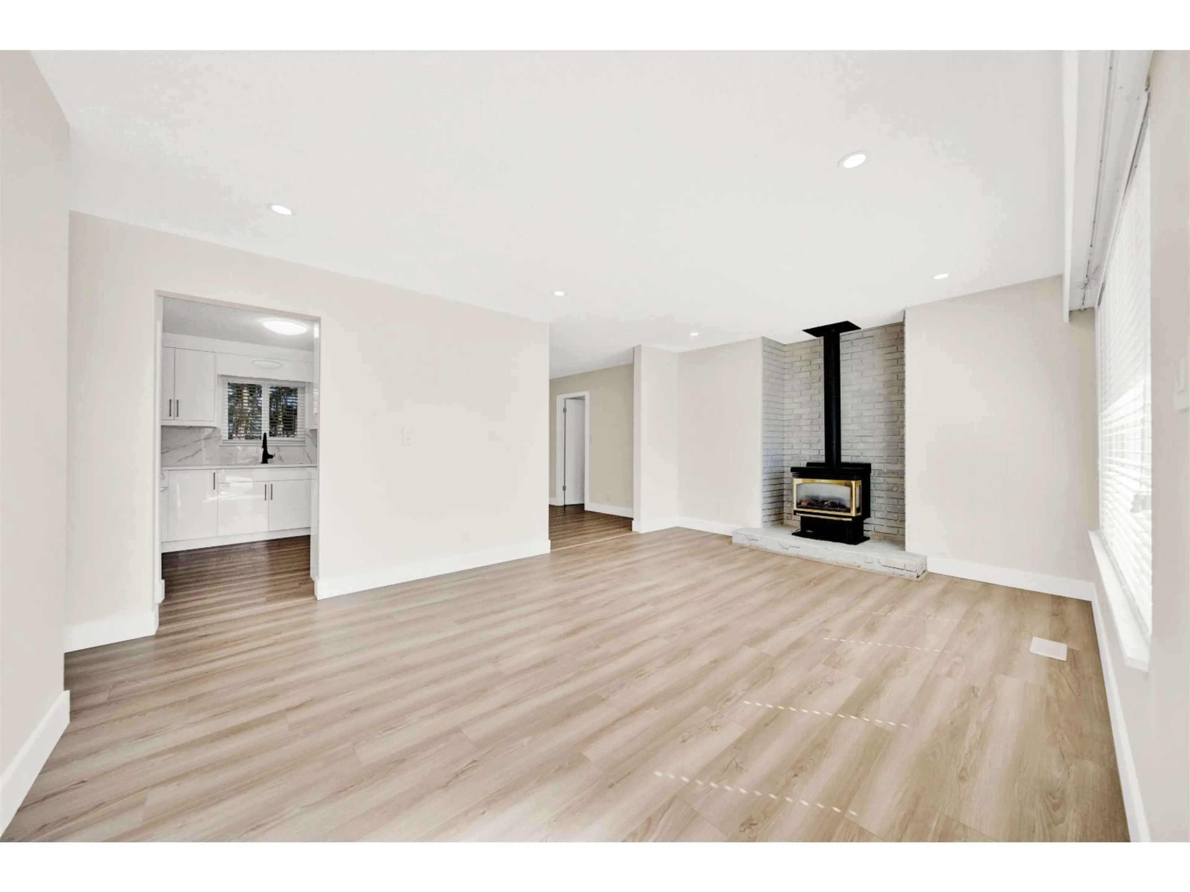 A pic of a room for 26953 28 AVENUE, Langley British Columbia V4W3A2