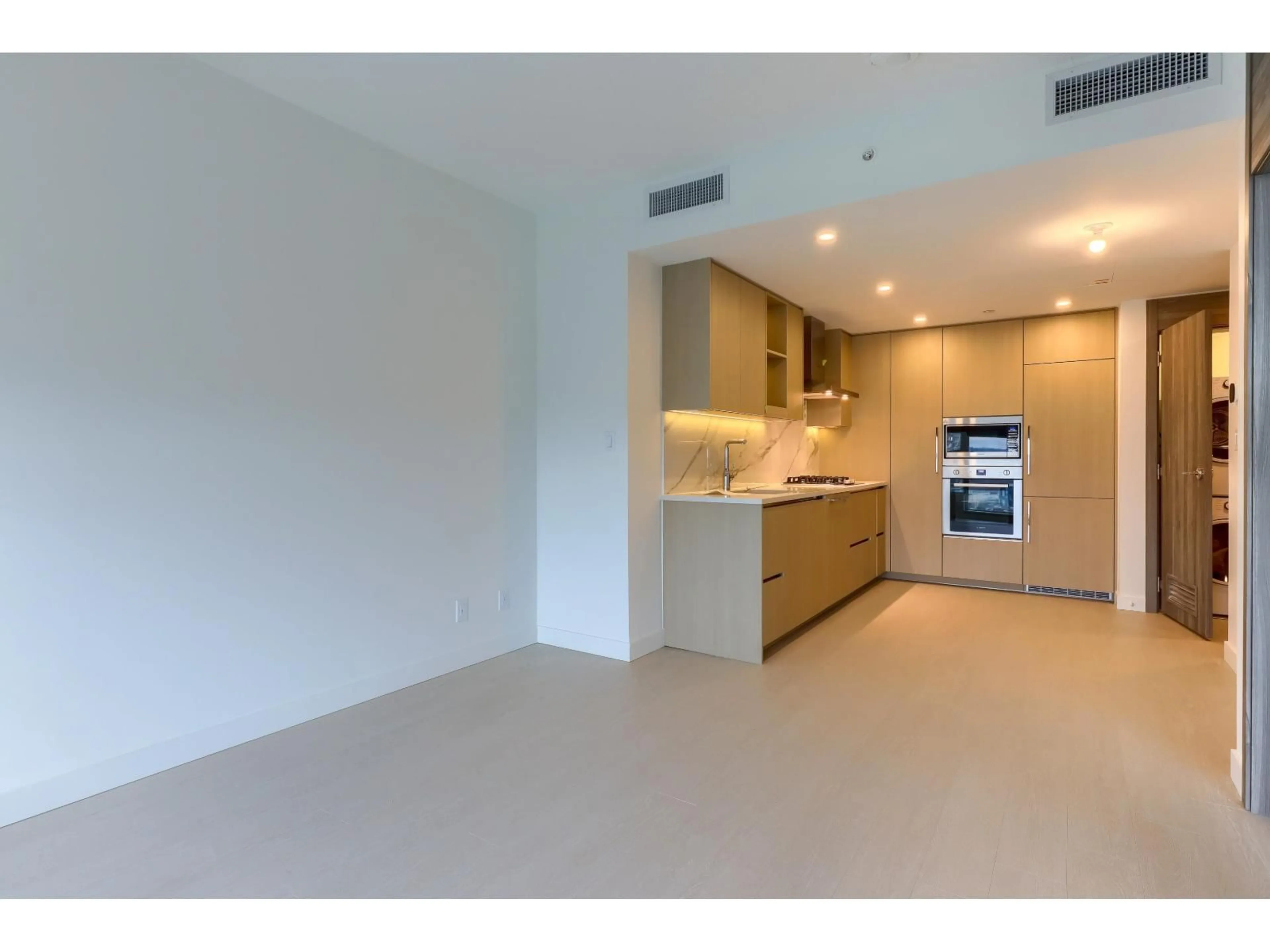 Standard kitchen, unknown for 2106 - 13768 100 AVENUE, Surrey British Columbia V3T0V2