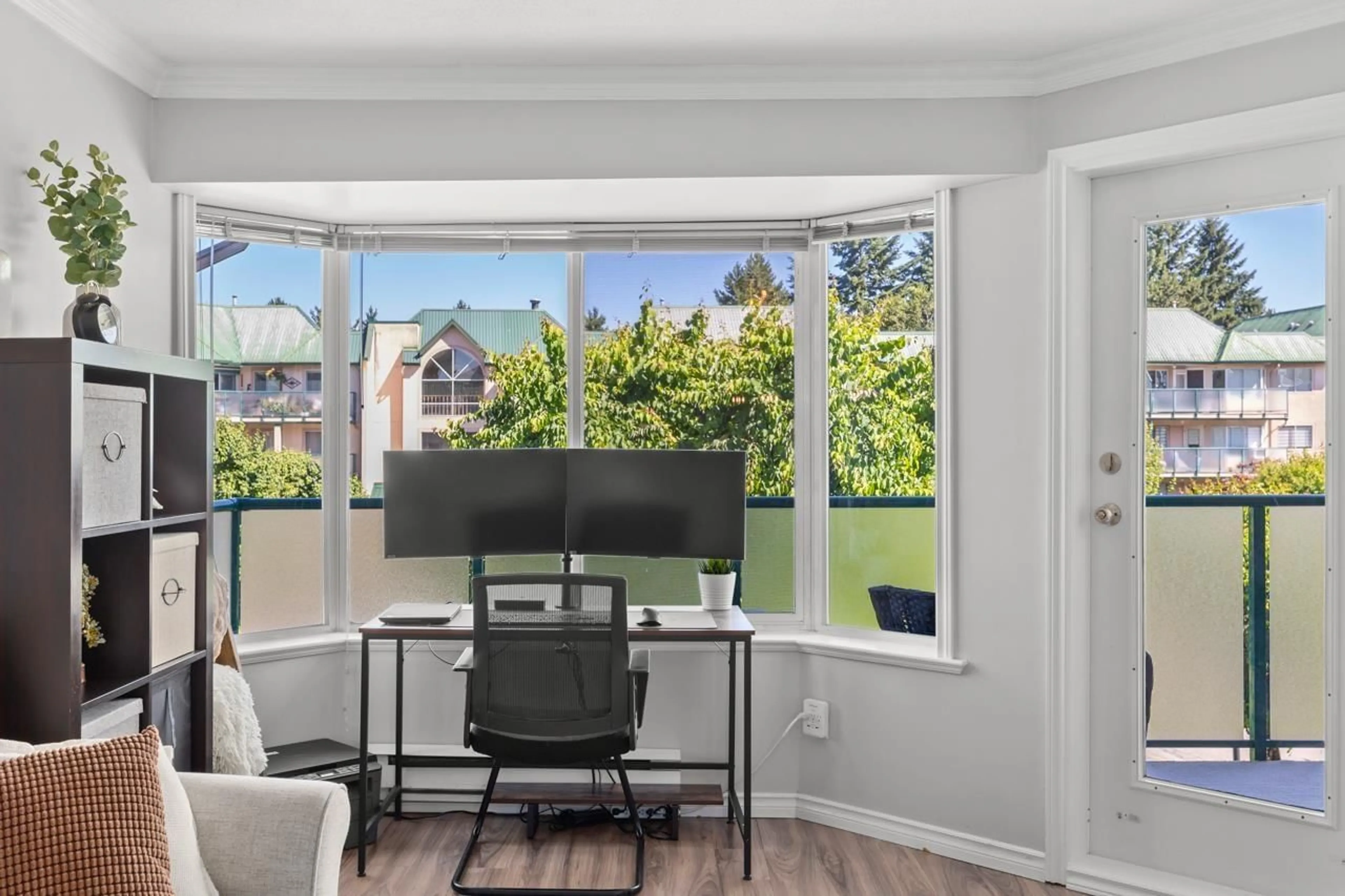 A pic of a room for 310 - 2958 TRETHEWEY STREET, Abbotsford British Columbia V2T6P6