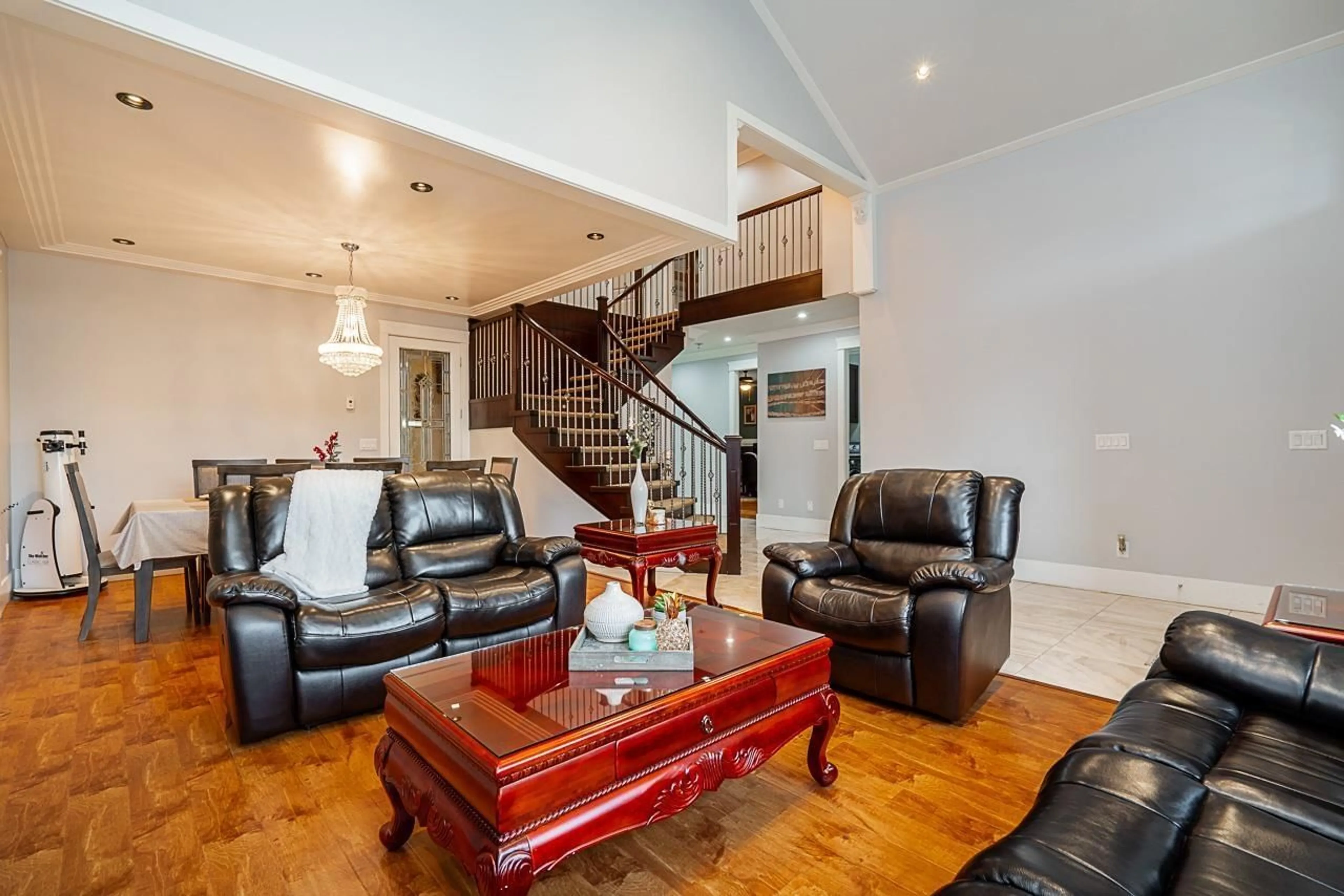 Living room with furniture, unknown for 7273 149 STREET, Surrey British Columbia V3S0T7