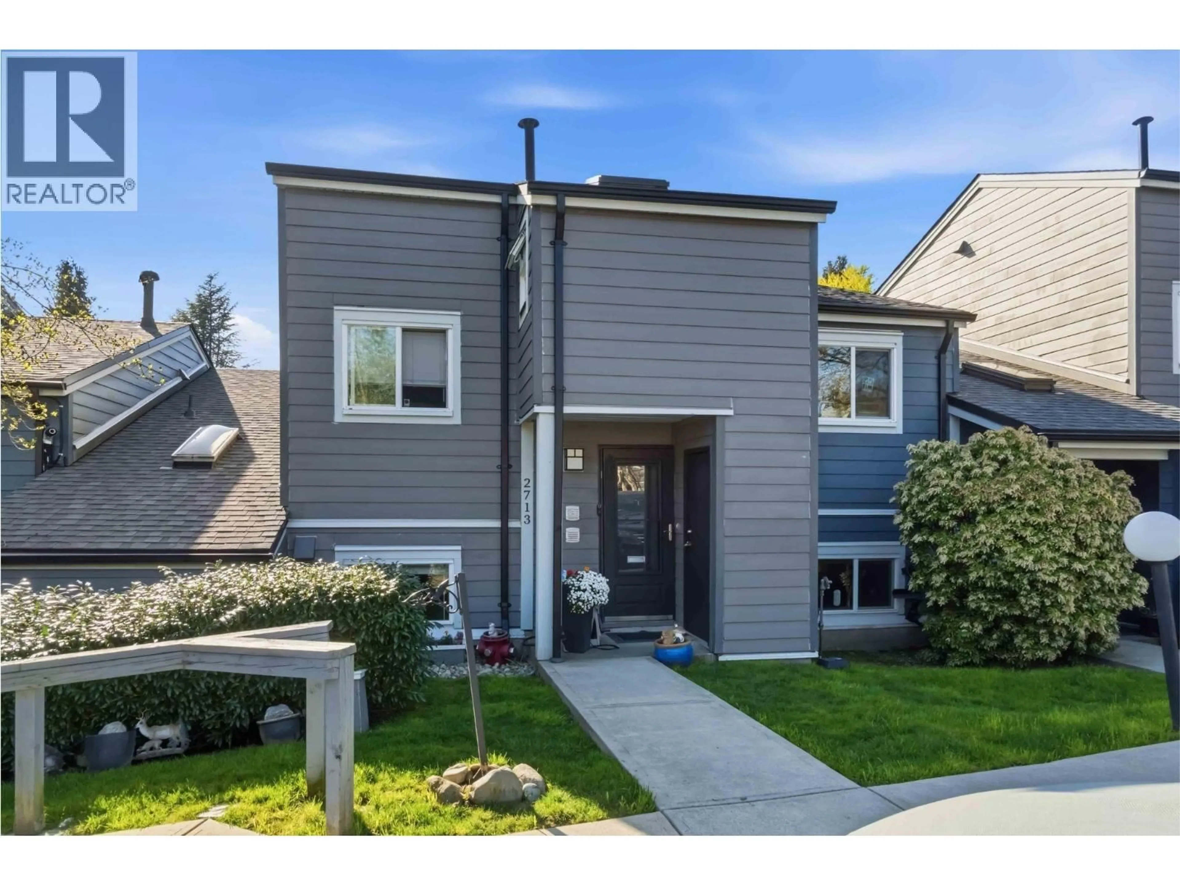 Home with vinyl exterior material, street for 2713 ELLERSLIE AVENUE, Burnaby British Columbia V5B4R9