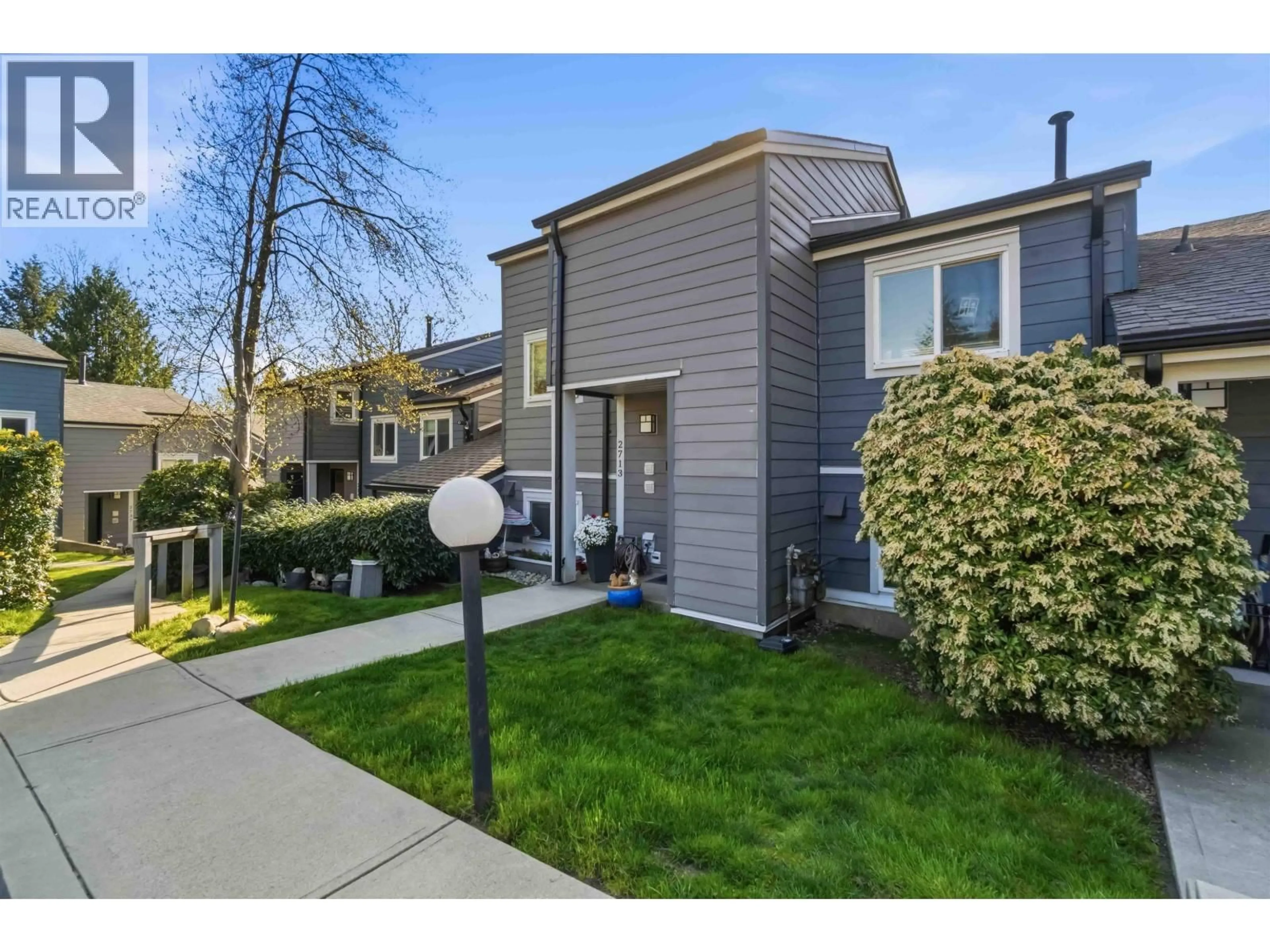 Unknown for 2713 ELLERSLIE AVENUE, Burnaby British Columbia V5B4R9