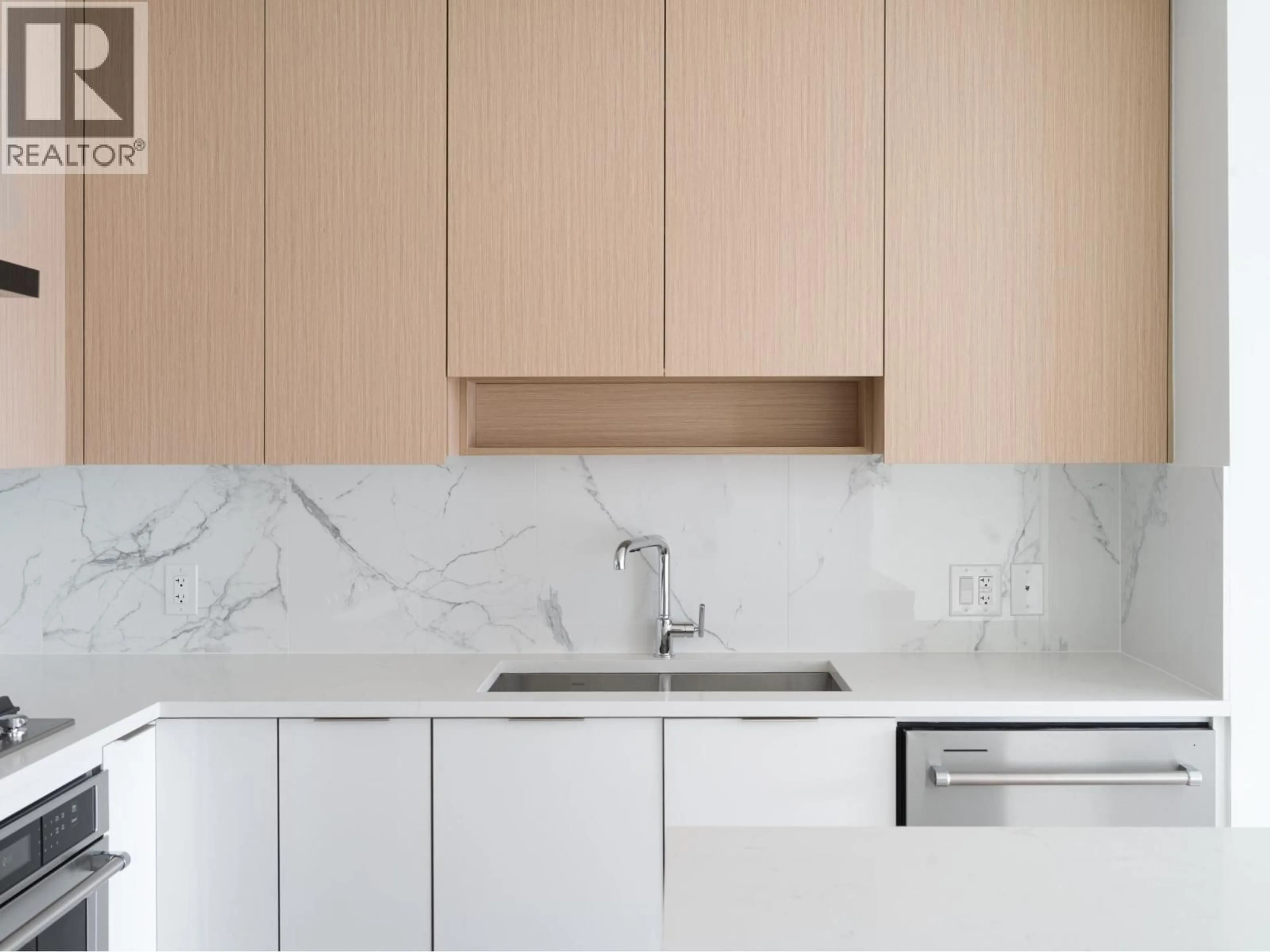 Standard kitchen, unknown for 2307 - 699 WHITING WAY, Coquitlam British Columbia V3J0N7