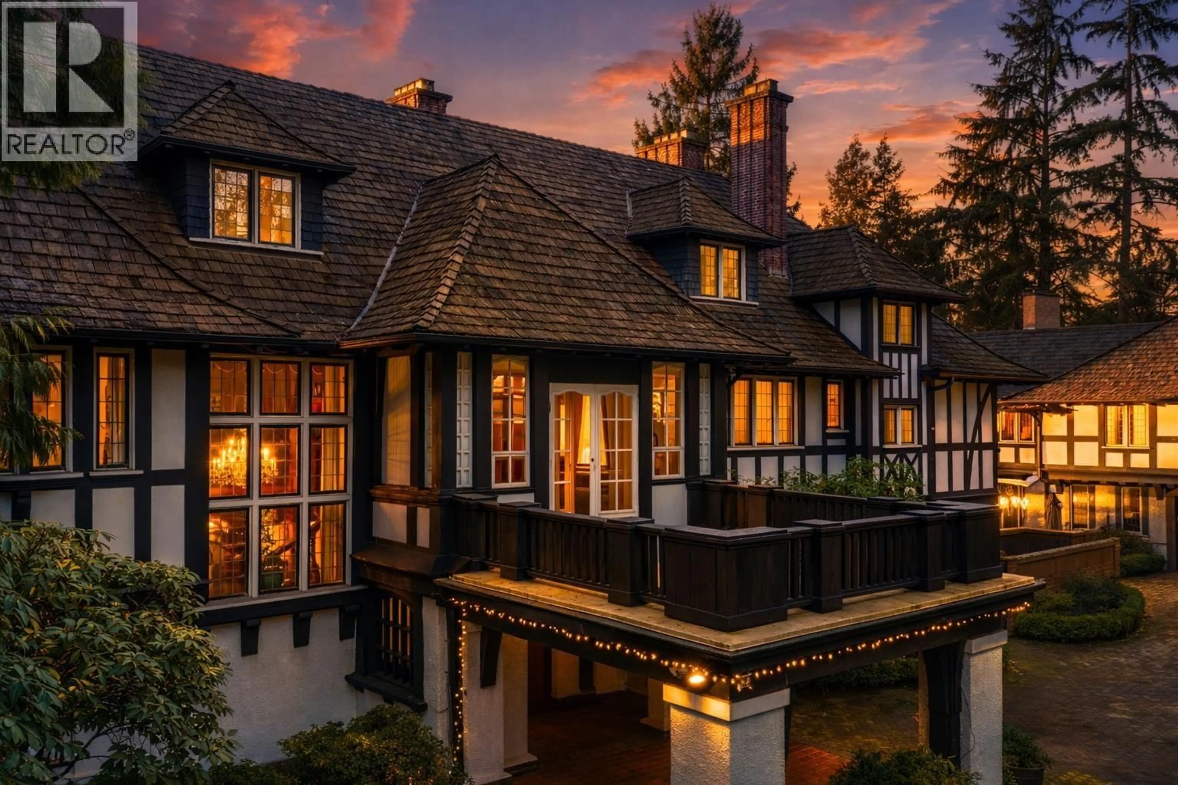 Patio, unknown for 2206 MARINE DRIVE, Vancouver British Columbia V6P6C2