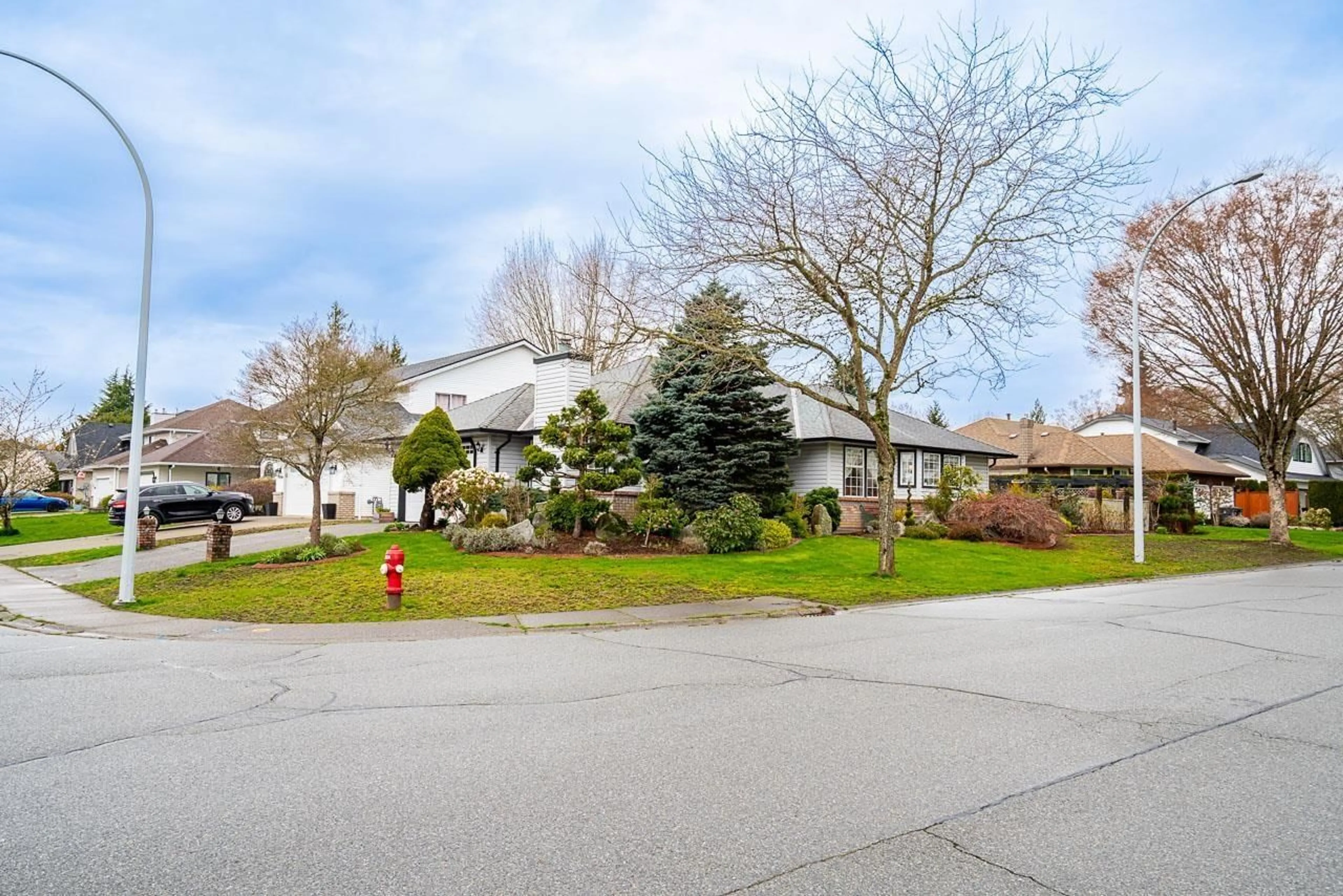 Unknown for 6167 189 STREET, Surrey British Columbia V3S7T6