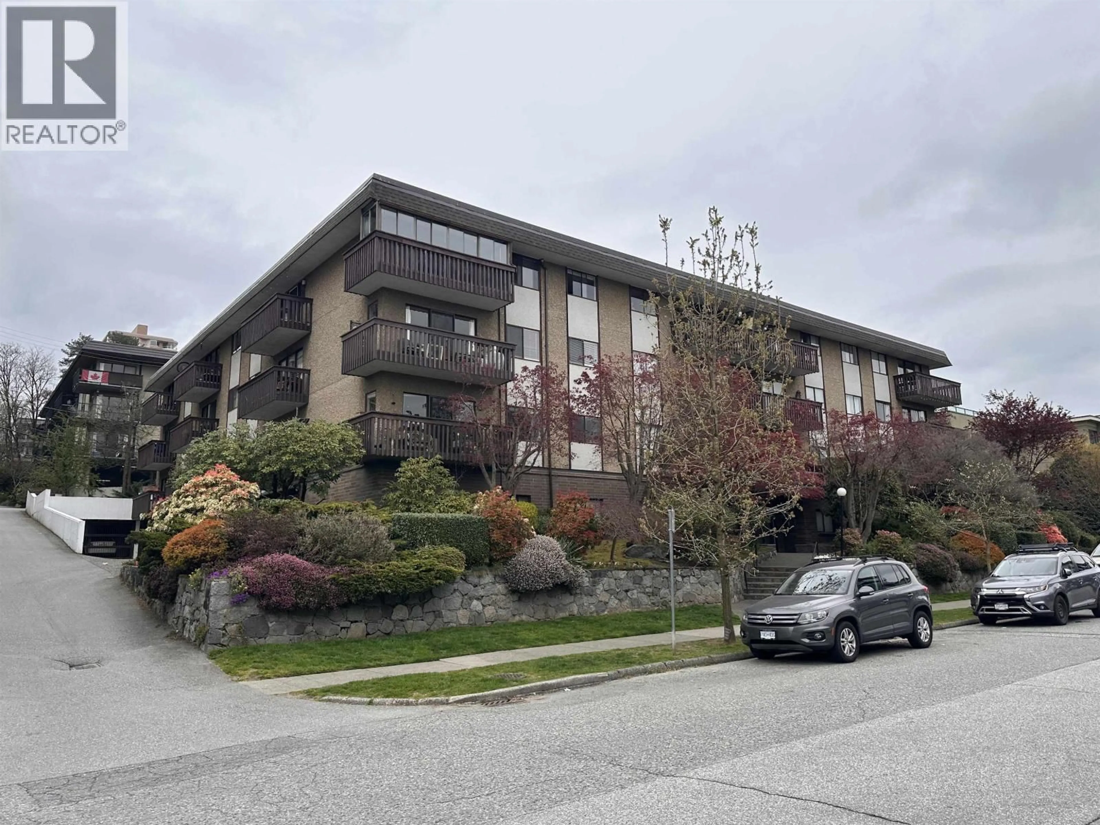 Unknown for 205 - 120 4TH STREET, North Vancouver British Columbia V7L1H6