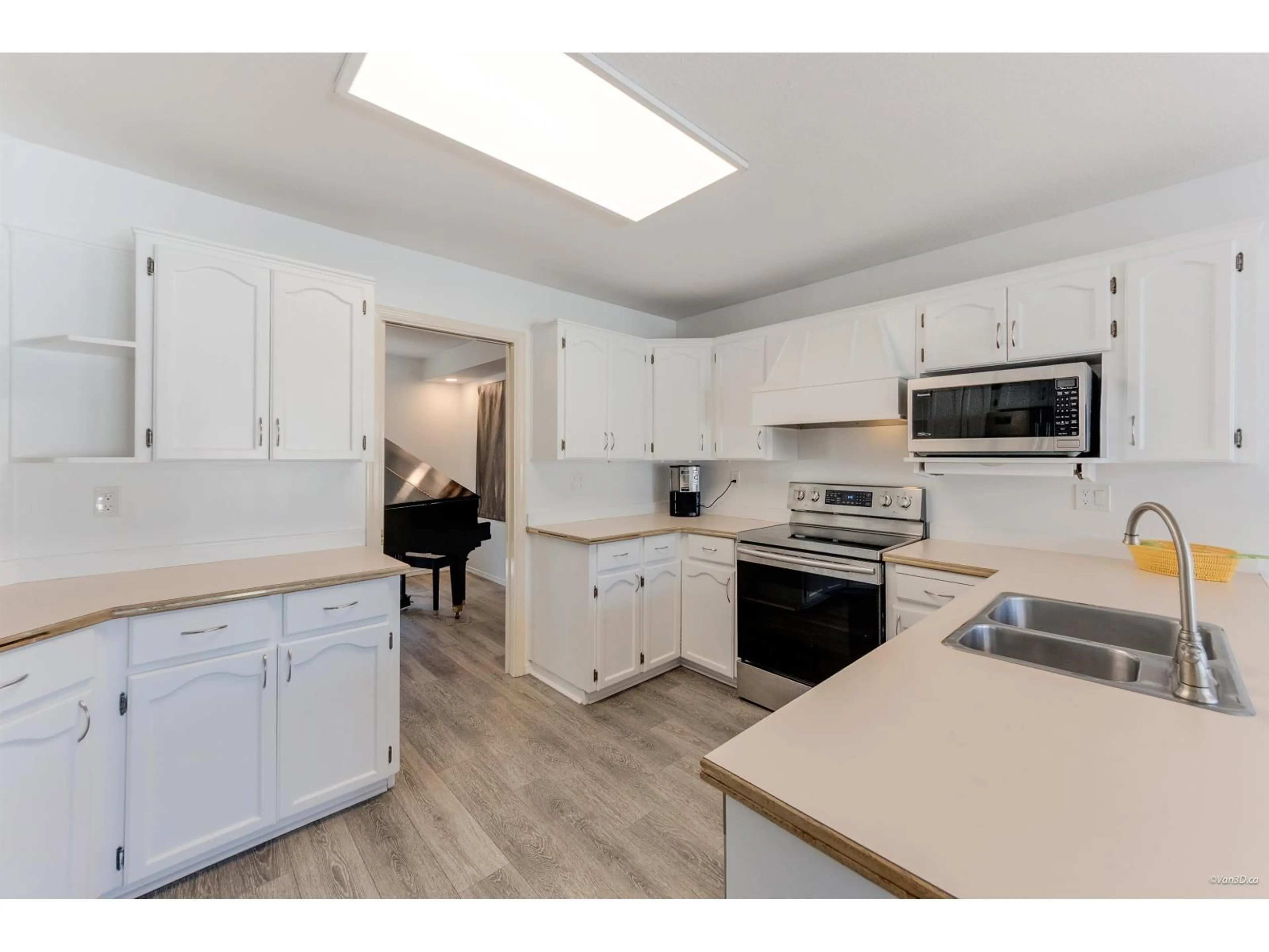 Open concept kitchen, unknown for 71 - 34959 OLD CLAYBURN ROAD, Abbotsford British Columbia V2S6W7